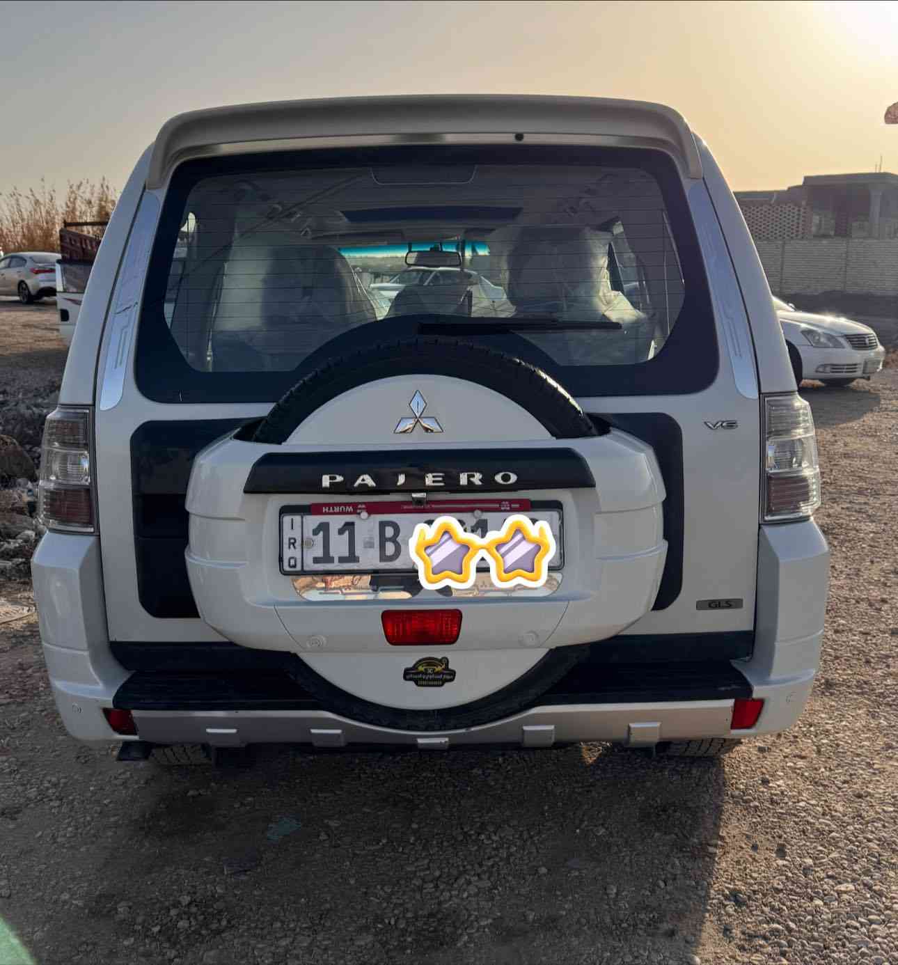 باجير 2008 للبيع حب تور فول مواصفات كفالة عامة من صبغ وتبديل وضربة مكينة گير حدادية تبريد كله على الشرط مع تخم تاير جديد السيارة رقم بغداد انكليزي وسنوية جديدة لل 2027  السيارة ما معوزة برغي واحد مكفولة من كلشي 7 راكب استخدام قليل وشخصي فقط للدوام السيارة بالكارتون 
فتحتة سقف 
تبريد 3 قطع
7 راكب
حساسات 
كامرا 
مري شفط 
شاشة 
كشنات كهربائية 
تحكم إستيرين جهتين 
مع 2 اسويج 
وباقي المواصفات المعروفة 
السعر 125 وبيه مجال قليل جداً 
التواصل على رقم الهاتف : 0782 317 5505
مكان السيارة نجف
