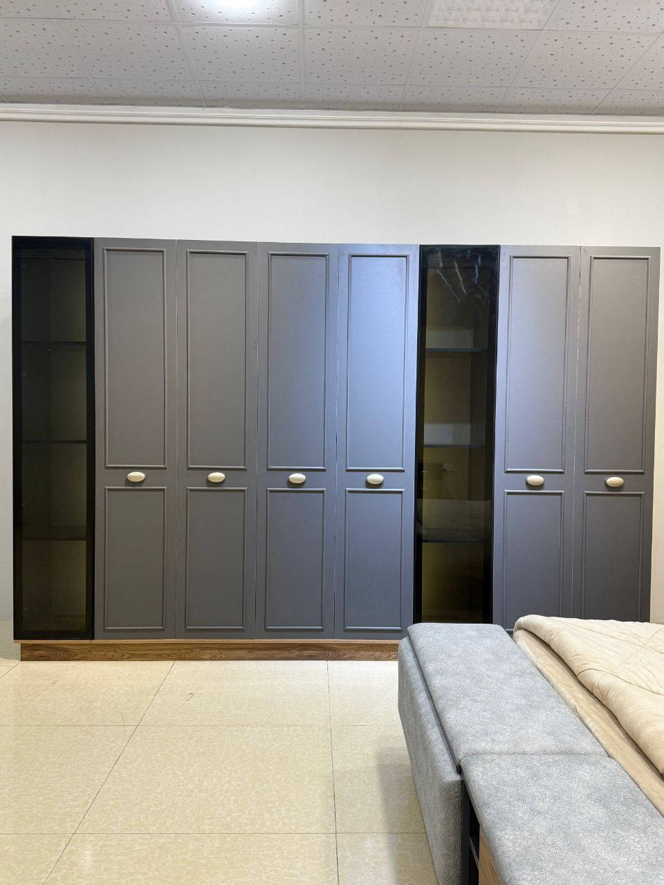 وصول غرفة نوم بسمان ابواب 10 قطع معمل اصلي درجة اولى📢

نفس الصورة بالضبط💯
برغي وجوي حديد
سرير جك خزان 
ابواب الجوانب المنيوم جام شفاف
نقوش بروفيل درجة اولى 
انارة لد بالكنتور 💡
انارة بالكومديات💡
انارة بالميز تواليت 💡
تقاطيع مميزة ✅
نرمايد هيدروليك ✅
سكك ثلاث مراحل  ✅
نقوش درجة اولى ✅
متوفرة بلون كريمي ورصاصي ✅
قياس الكنتور مع الملحق 335سم✅
سرير 180 *200 ✅

السعر مليون و450 الف دينارعراقي💰


**إذا كنت صاحب هذا الإعلان وتريد حذفه لأي سبب، رجاءا أرسل رسالة إلى الدعم الفني**