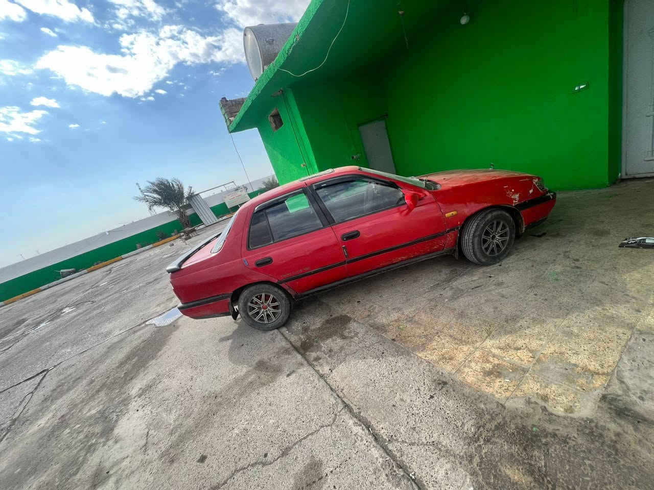 السلام عليكم  نسان صني موديل 1991فحص صلاح الدين كير ومحرك شرط صدار باور جديد تايرات جديد كهربائيات كلها شقاله للستفسار ***********
السعر 15وبيها مجال
