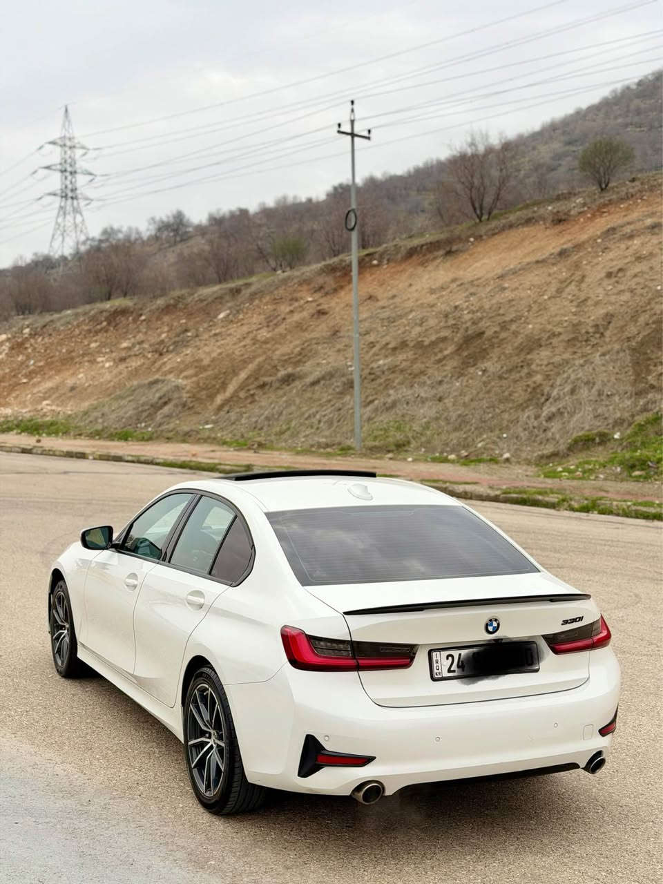 رقم السيارة : دهوك 
موقع السيارة :دهوك 
نوع السيارة :BMW 330i
موديل السيارة :2020
المسافة المقطوعة:120
مواصفات:سيارا فول موصفات بصمه سلايت فتل رادار كوشن هيتر و كوشن جلد شاشه الكتروني سنويه رقم جديد هزة جديده  
ملاحظات:سياره بدون اي شي كلين فقد شبر بغ بدون دواخل بدون اي شي 
سعر:237 بيها مجال بسيط
للأستفسار :*********** واتساب فايبر كورك دهوك, العراق
