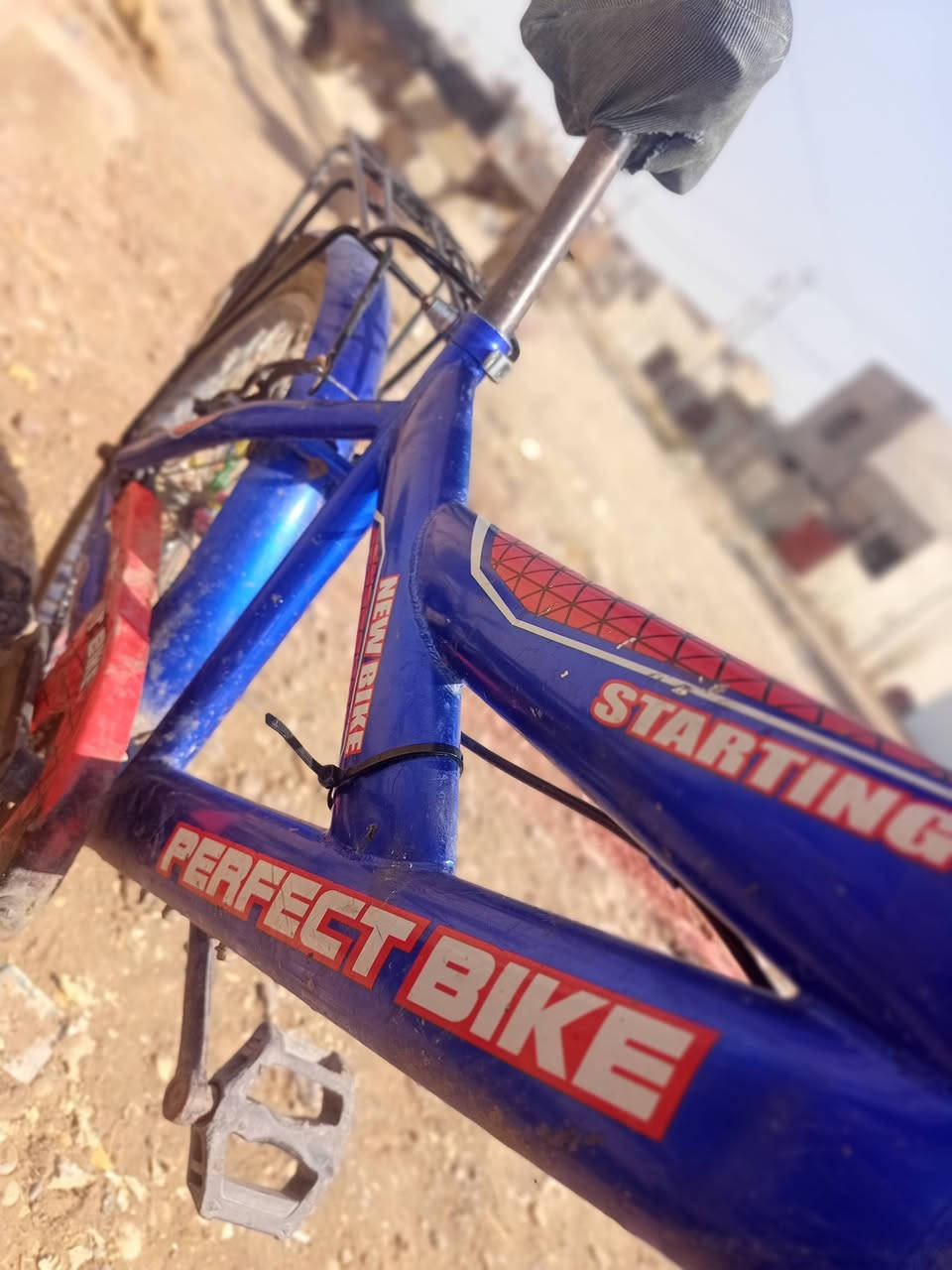 باسكل للبيع حجم 19 موديل 2019 الباسكل ما بي شي الاصطابات الوره ولكدام شغالات ما بي اي شي سعره 85 وبي مجال لطيبين المكان موصل الايمن *********** بي واتساب
