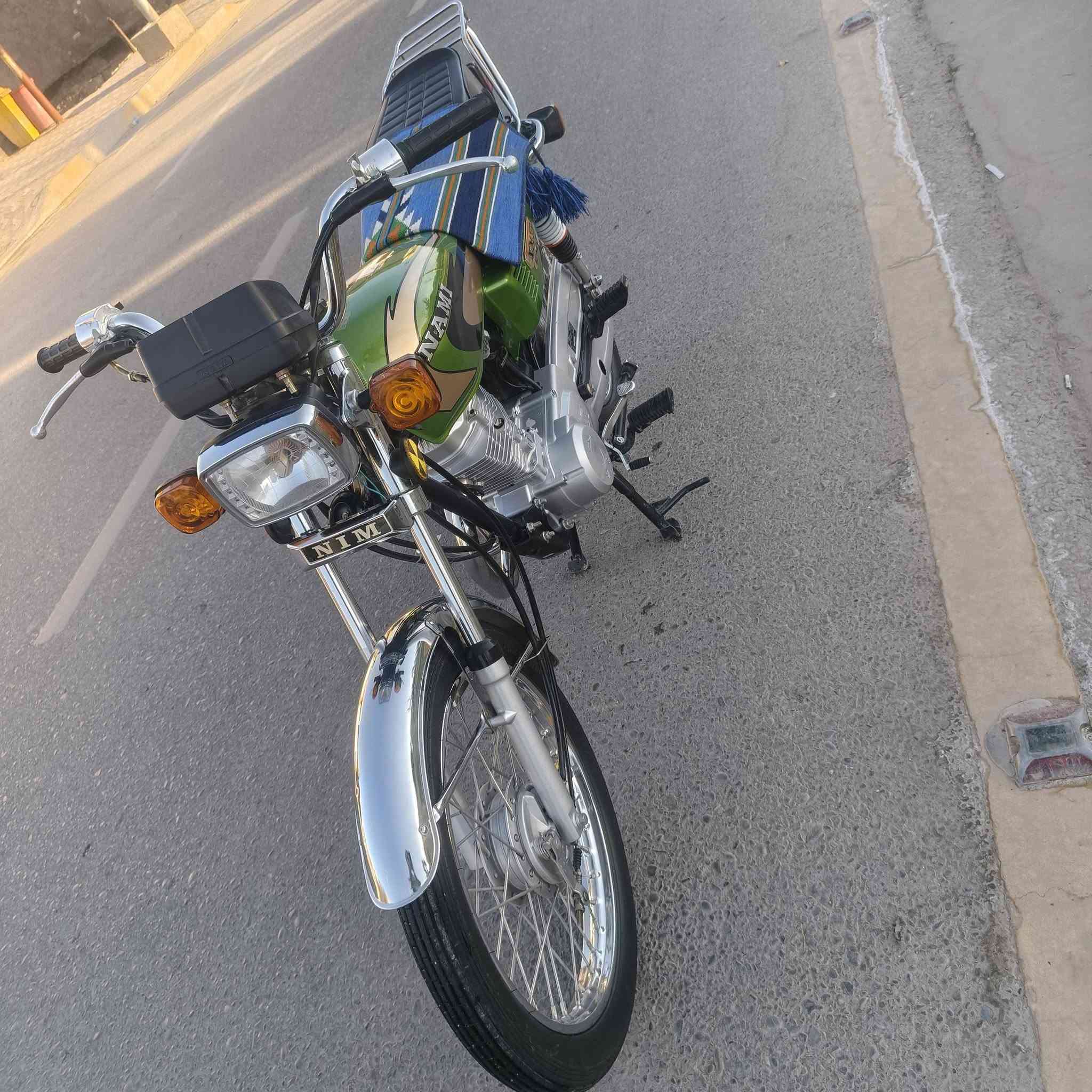 سلام عليكم دراجة نامه متياز سكنر موديل 25 دراجة جديده كلش عنوان كربلاء طويريج سعر 675 بيها مجال رقم ***********
