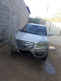 ليڤان X60 • ١٢٠ الف • گير اوتماتيك