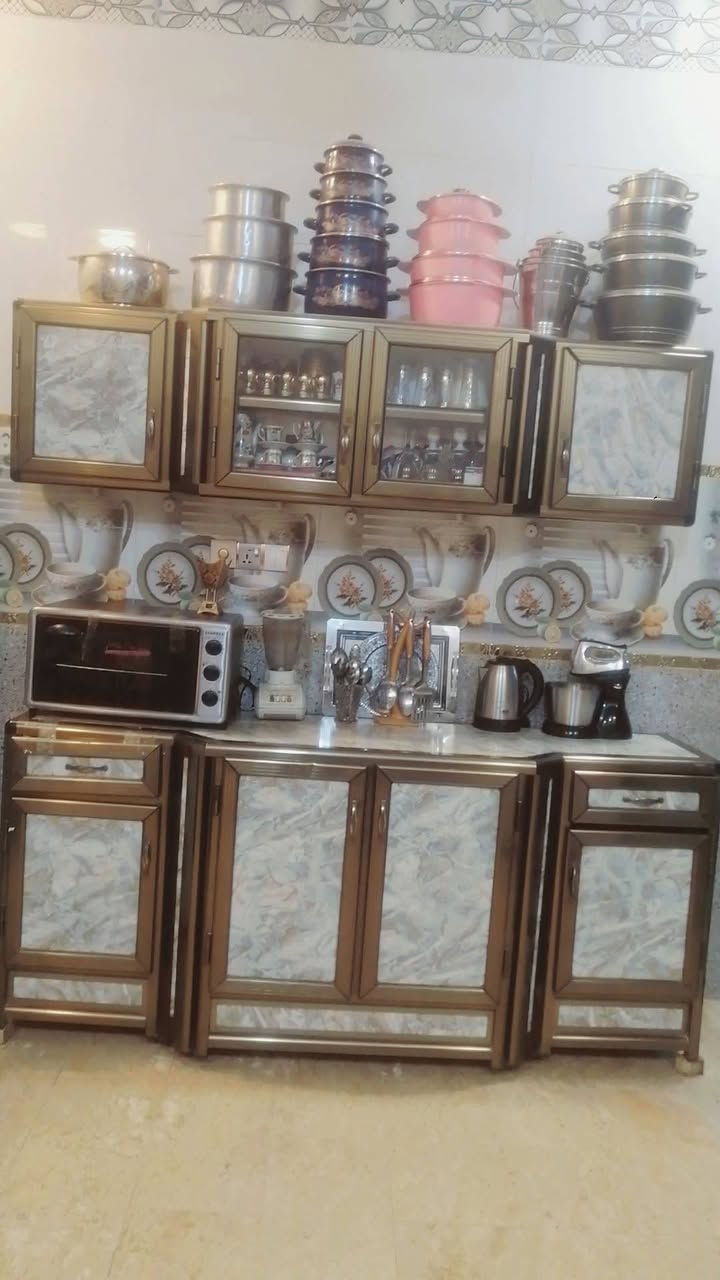 السلام عليكم
كاونتر لبيع  مترتين و10//وسنك متر ونص  بس جراره طايحه شغلهن بسيط 

سعر 550وبي مجال  مراسله خاص


**إذا كنت صاحب هذا الإعلان وتريد حذفه لأي سبب، رجاءا أرسل رسالة إلى الدعم الفني**