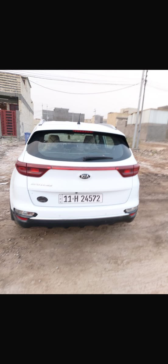 السلام عليكم
كيا سبورتج 2020 باسمي ماشيه 80 آلف السياره بيها صبغ كد شبر بالدعاميه الخلفيه وبيها بارد بسيط السياره بصمه ترحيب السعر 200 وبيها مجال بسيط 
مكاني بغداد الشعب 
***********
