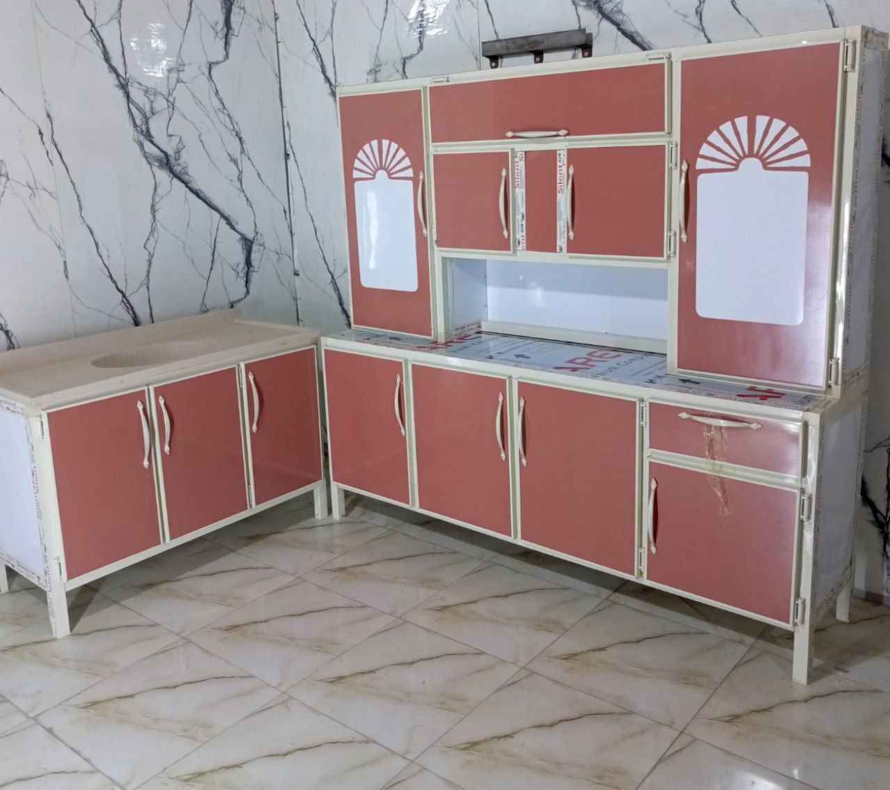 كاونتر ٣ قطع
الارضي والملحق مترين
السنك متر و٢٠ سم

السعر 300 الف

التوصيل  🚚🚚🚚بغداد 10

ناصرية // 20  الف
بصرة //    25 الف بغداد, العراق


**إذا كنت صاحب هذا الإعلان وتريد حذفه لأي سبب، رجاءا أرسل رسالة إلى الدعم الفني**