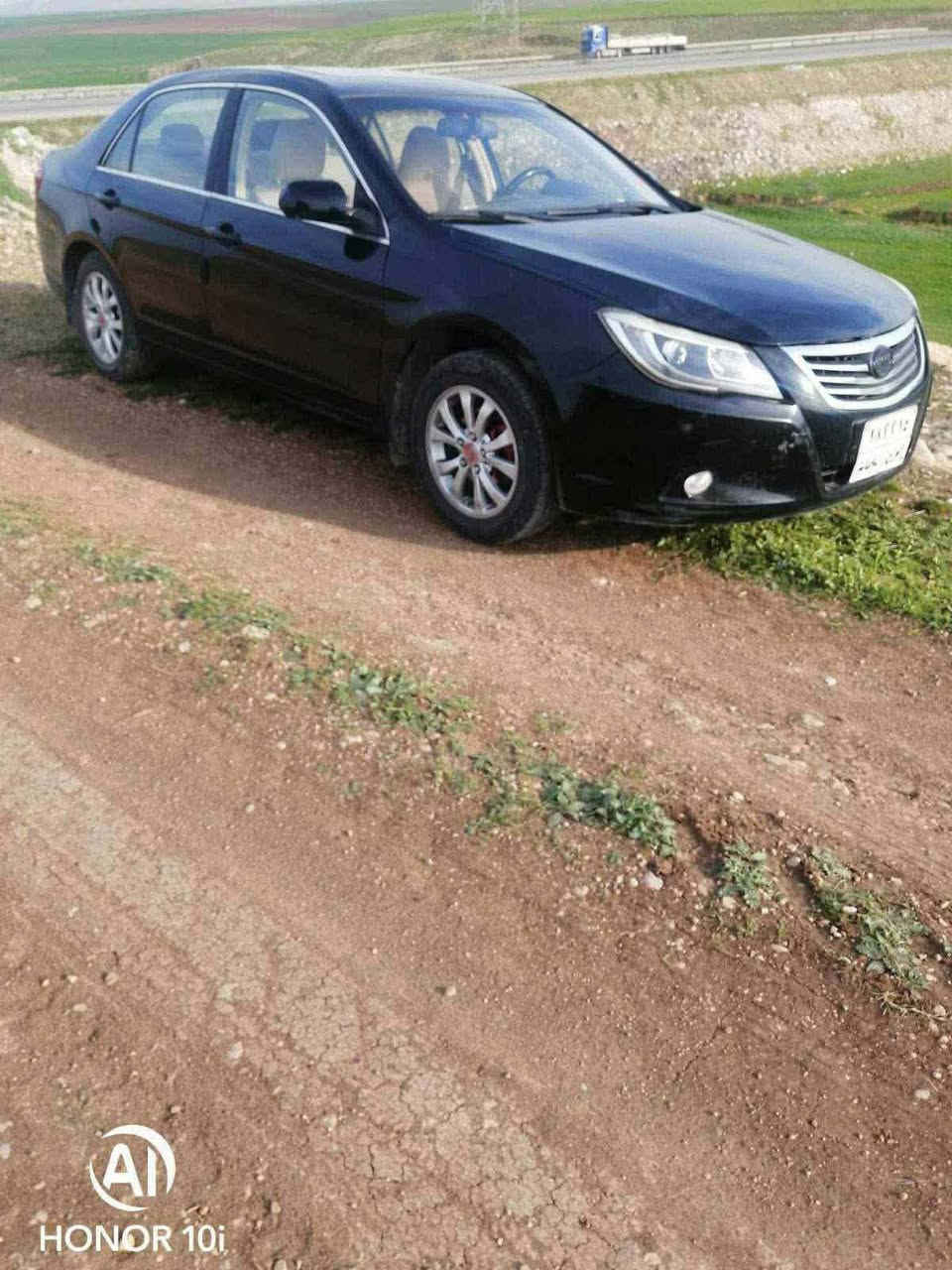 BYD F7 مۆدێل 2014 
تەنا سندووقی بۆیاخە
***********
***********
سعری 55گەڵا
شوێن هەڵەبجەی تازە السليمانية, العراق
