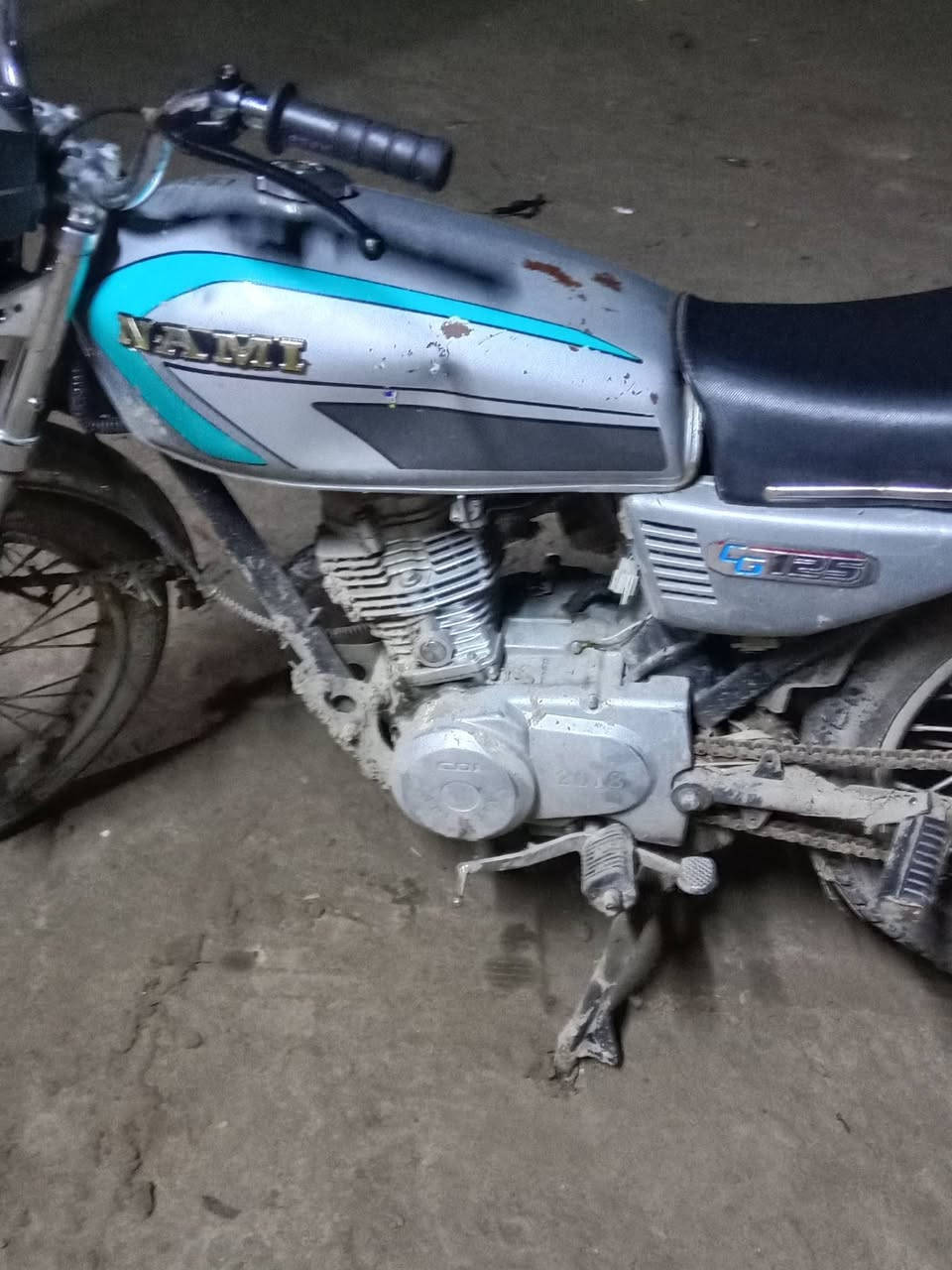 دراجه للبيع اربعه كير موديل 19 اوراقه اسكنر 4 الخامسه ضايعه تايكر اسعر 300 وبيه مجال للطيبين الخاص مفتوح


**إذا كنت صاحب هذا الإعلان وتريد حذفه لأي سبب، رجاءا أرسل رسالة إلى الدعم الفني**