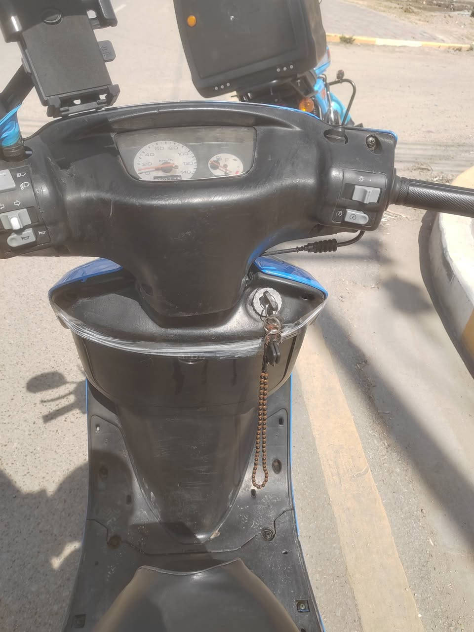 سللم عليكم دراجة نوعه فراشة
للبيع السعر 500الف المكان كربلاء حي العامل ***********
