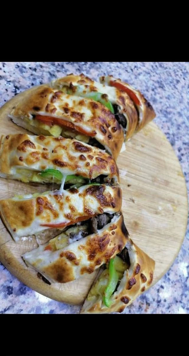 السلام عليكم خلفه لحم بعجين بيتزا صاج طالي مناقيش بريمو مصلاوي هاذا جزه من شغلي *********** واتساب
