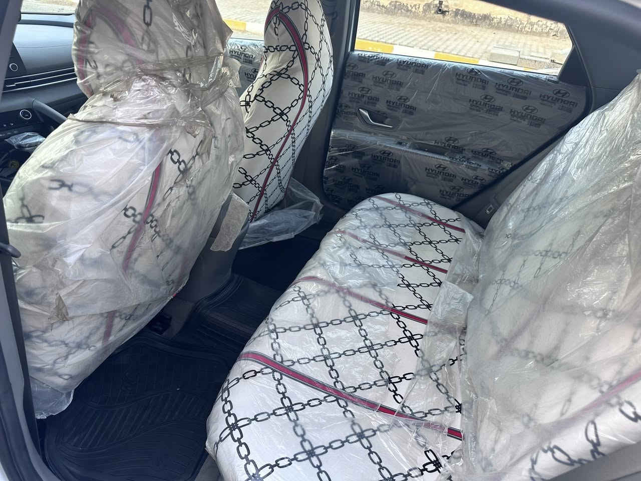 تحيا طيبه ورمضان كريم 
النترا مديل2022 وارد 
امريكي مكفوله كفاله عامه(بدون حادث)
محرك 2000دوش +رقم بغداد الانجليزي
كامره خليفي+رادار امامي خلفي +المواصفات المعروفه ماطول عليكم
سياره نضيفه كلش ولاناقصها شي 
والي يحتاج رقم الشاصي يتصل او يراسل عل الواتساب 
***********
