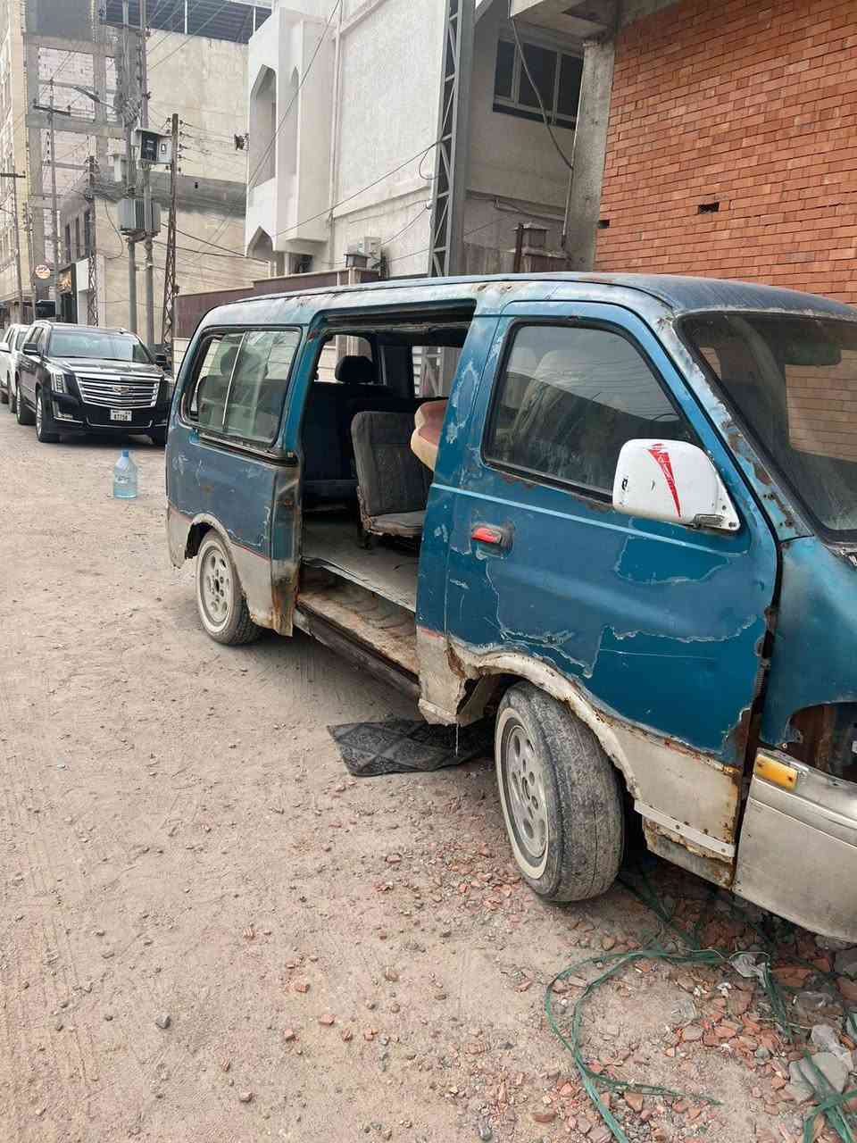 كيه بريجو مديل ٧٩ مكينه جديده وكير بس ثاني عاطل وكسل نضيف شواص طاكه ابيع كوم حديد سنويه ورقيه حرف فاء رقم الماني تايرات جداد دواخل شوف العين باب سليت موجود  العنوان بصره خلف مدينت جلفار السعر ١٦ ورقه رقم الهاتف ***********
