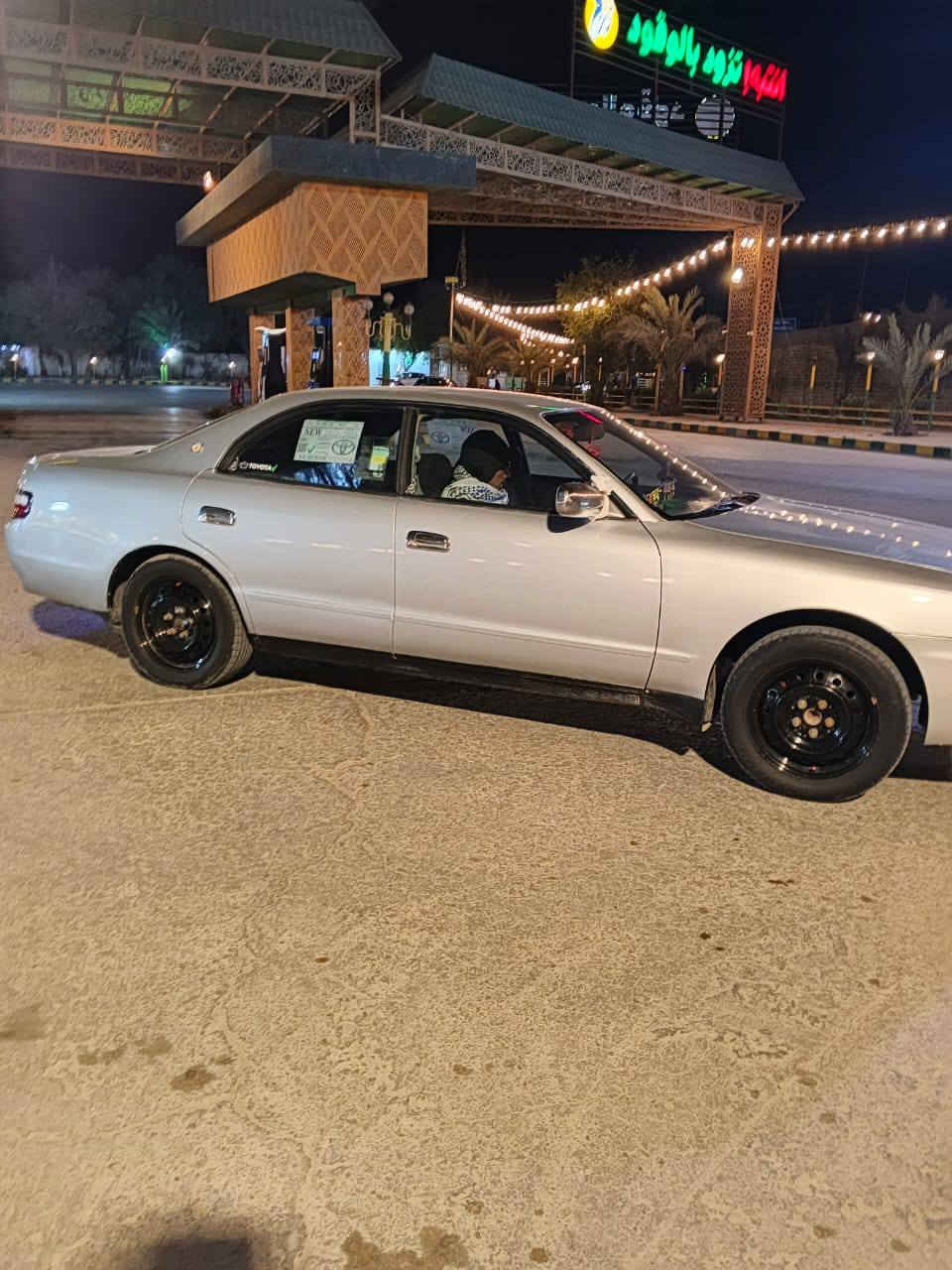 سلام عليكم شيزر مكينه 2500راس ثور  اقل 15يوم من شادها صبغه جديده سياره خير من الله كفاله عامه تخم تير جديد  غرفه جديده سياره ستوها معمره منقصه برغي 🔩 تبريد ثلج  سعر 68.وبيه مجال العنوان دونيه غماس رقم 📱 ‏‪***********‬‏ ملاحضه اني مكلف بل نشر خابر علا راعيها
