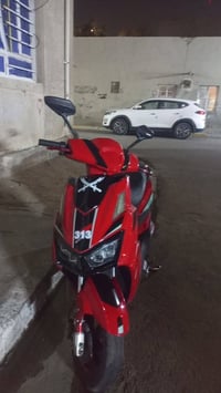 دراجة شحن • ٦ بطاريات ليثيوم • ملف ٢٠٠٠ حقيقي