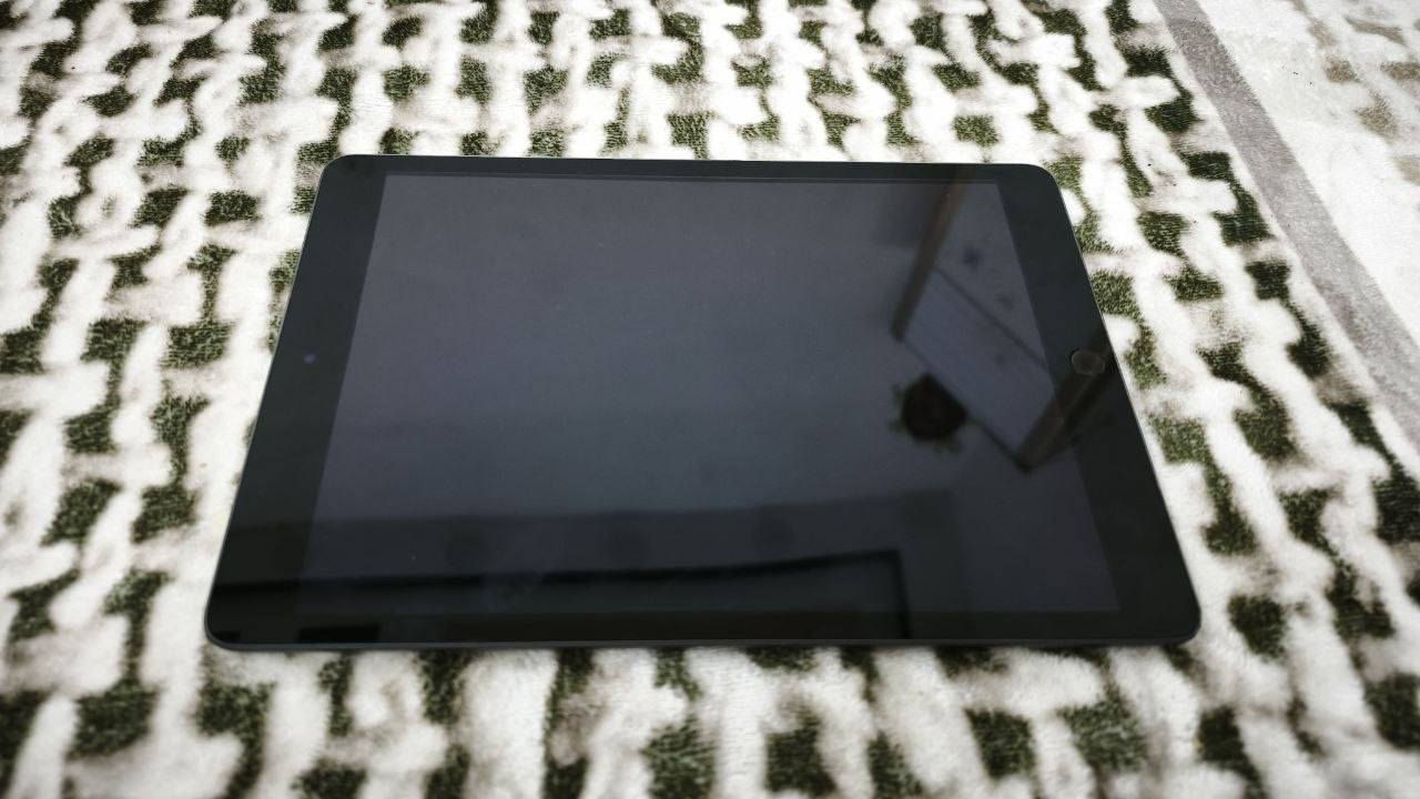 للبيع ايباد ۹ ابل مستعمل
١. الذاكرة : ٦٤ گيكا

۲ بطارية ۸۳

الشاشة نضيفة كلش وما مكسورة كلش

متوفرة وياه جميع ملحقاته

شاحنه كاملة . كفر

السعر ٢٧٥ وبي مجال حك الجيه ، مكان ميسان حي الجامعة شارع ٥٠

*********** :رقمي متواجد وتساب
