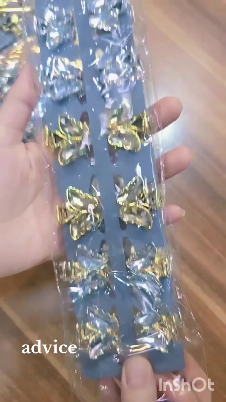 جديد ..
معدن اصلي
غير قابل للكسر او التلف
متين وذو جودة عالية
طلاء ثابت لا يتغير
السعر ١.٥ الف ونص للقطعة
تتوفر خدمة توصيل


**إذا كنت صاحب هذا الإعلان وتريد حذفه لأي سبب، رجاءا أرسل رسالة إلى الدعم الفني**