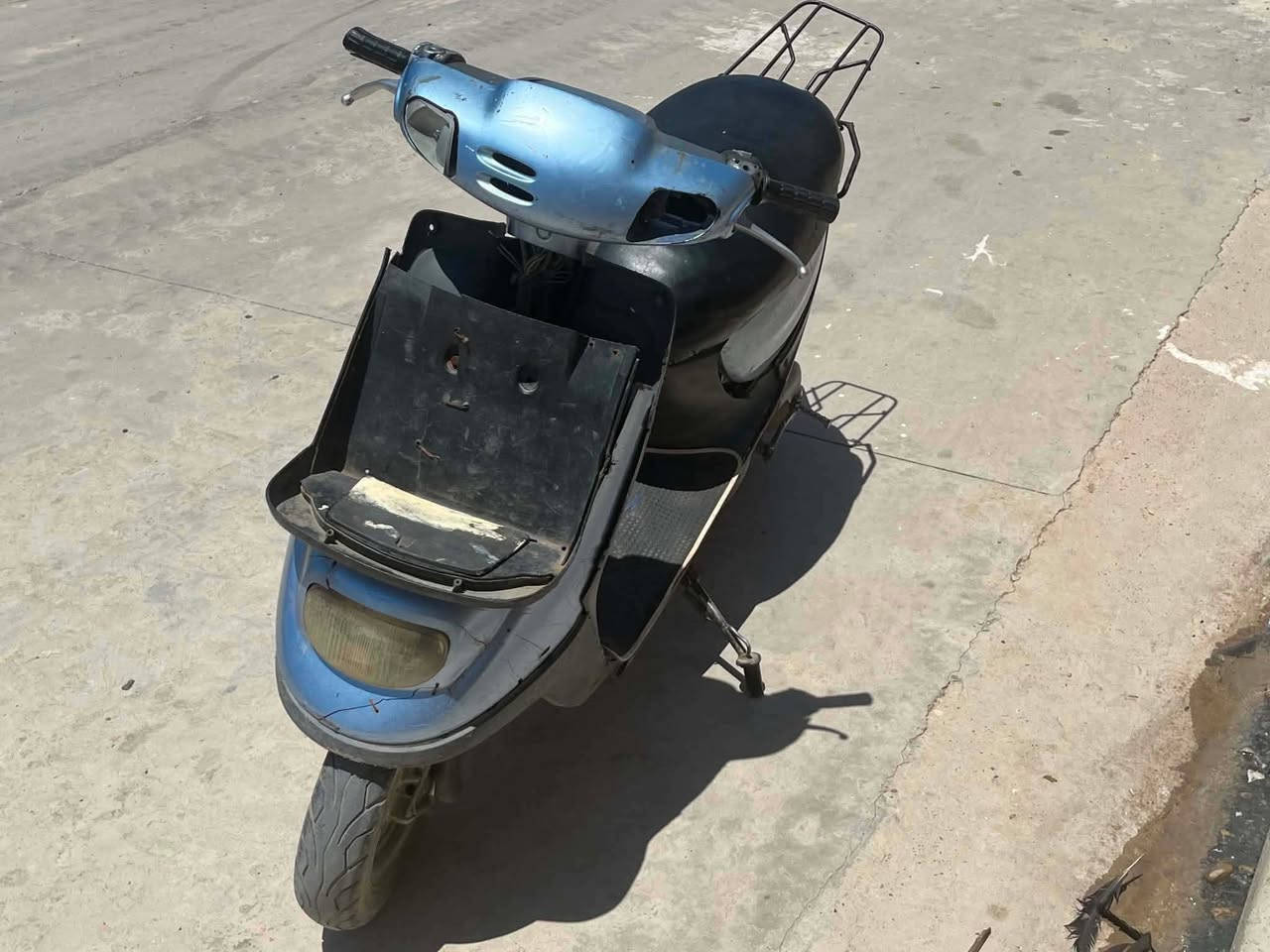 موطور بزون نفخ شرط شاصي شغال ويرمنيه سلف بس يعوزو باتري وسله گدام 150بي مجال
ويرهم مرواس حسب القناعه


**إذا كنت صاحب هذا الإعلان وتريد حذفه لأي سبب، رجاءا أرسل رسالة إلى الدعم الفني**