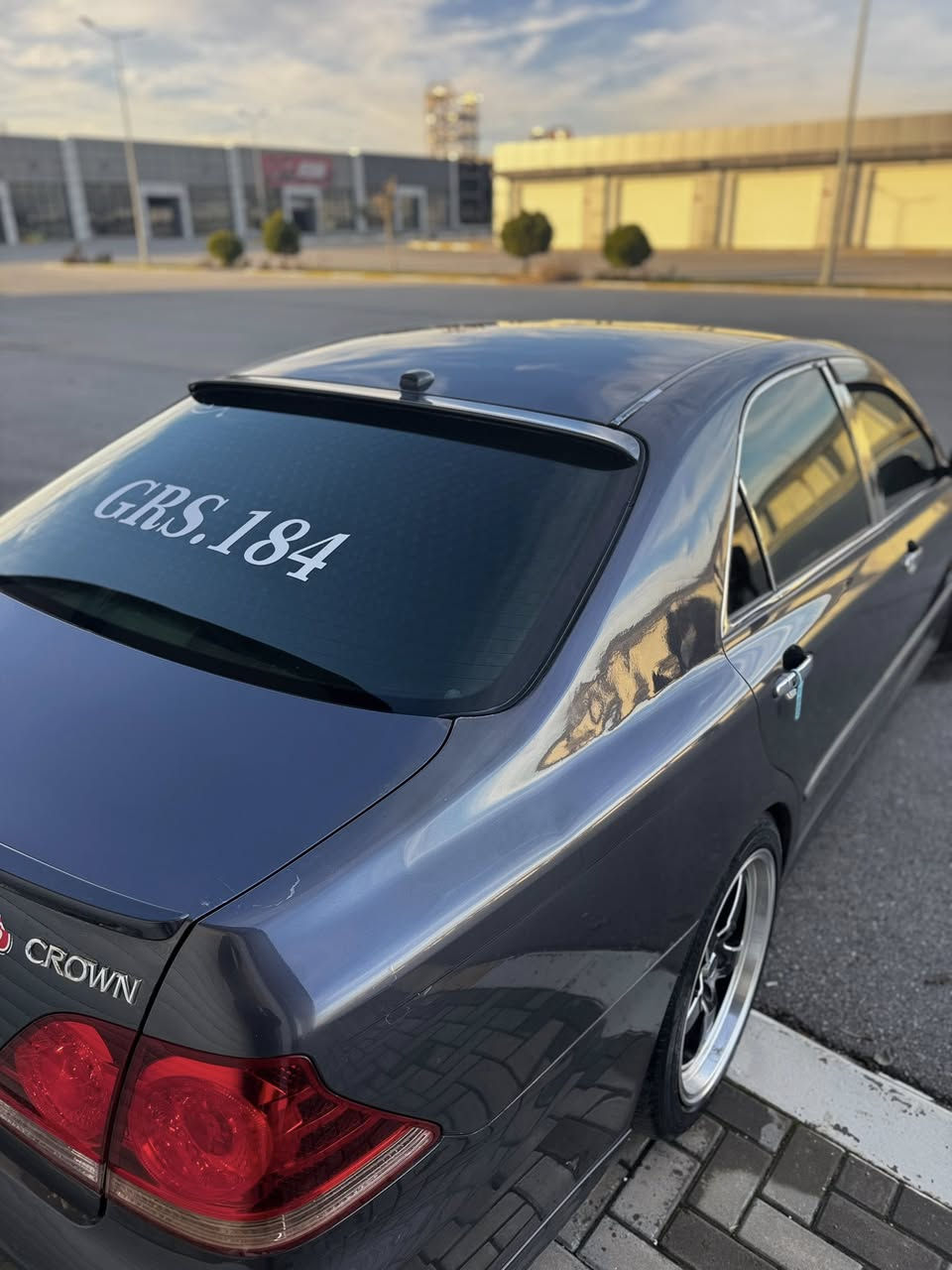 سەرەتا بەناوی خوای گەورە
ماشاءاللە لە ماڵی هەموو لایەک 
شاهیینە ١٨٤ براوە براوە🚀🥇
ناورەشی فۆرمیگا سوور 
بیدوووکەڵ مەکینەی دەربکە دووکەڵ ناکات 
٣ دووگمەیە 
سەقف و حیزام بەشەرت 
ویلەکانی لۆک لۆکن. ویڵدە 
تاقانەی قوەت و جوانیی 
فوول ستۆکە لەگەل بەرمەجەیا ئەروات 
سپیر و عەشیای سنووقی هەمووی تیایە 
بەشەرتی گێڕ و مەکینە و کەسل و شەنسی کۆسەرە و کەڤەر گۆراو 
سعریی ٥٣ گەڵا و معامەلەیەکی زۆۆر زۆۆر کەم 
ژ.م ***********
*********** 
ڤایبەر و وەتس ئەپی لەسەرە رەقەمی یەکەمیان 
ئاڵووگۆڕ ناکەم بەس فرۆشتن.🚀🖤
