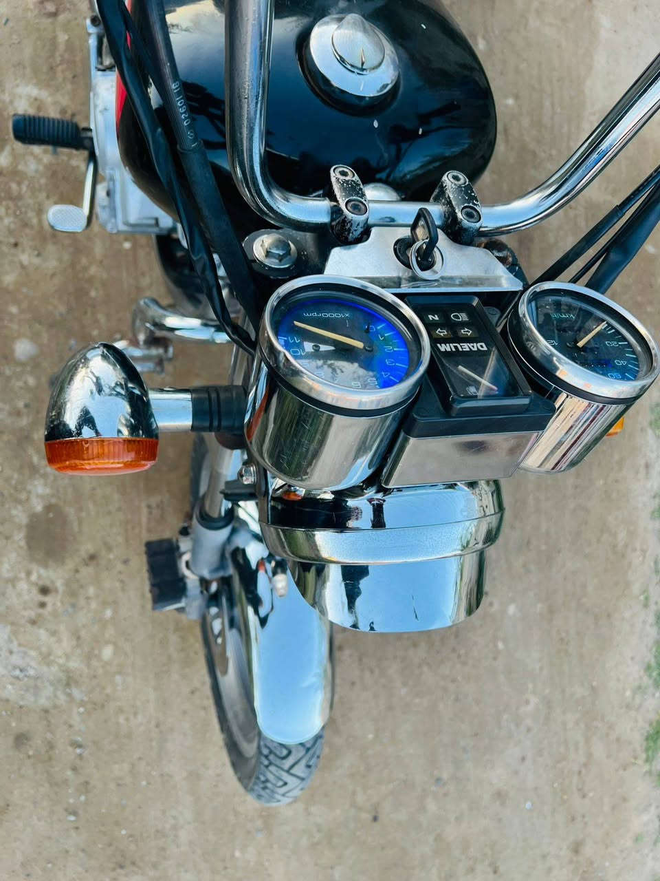 سلام عليكم دايلم ابتر للبيع السعر ٩٥٠ رقم الهاتف ***********
