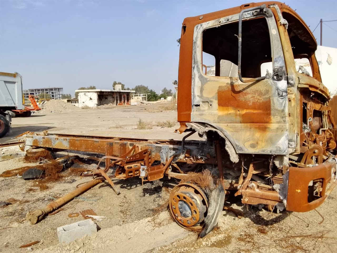 معرض الوان لتجارة السيارات والمعدات الثقيلة يرحب بكم
باادارة الأخوين الحاج مزاحم الحلبوسي وصلاح الحلبوسي
العنوان الانبار الفلوجة الخط السريع
*********** صلاح الحلبوسي
*********** صلاح الحلبوسي
*********** عبود الدليمي
*********** عبود الدليمي
اكسورات 
ارقام وسنوية 
اكتروس ارقام+شاصي
