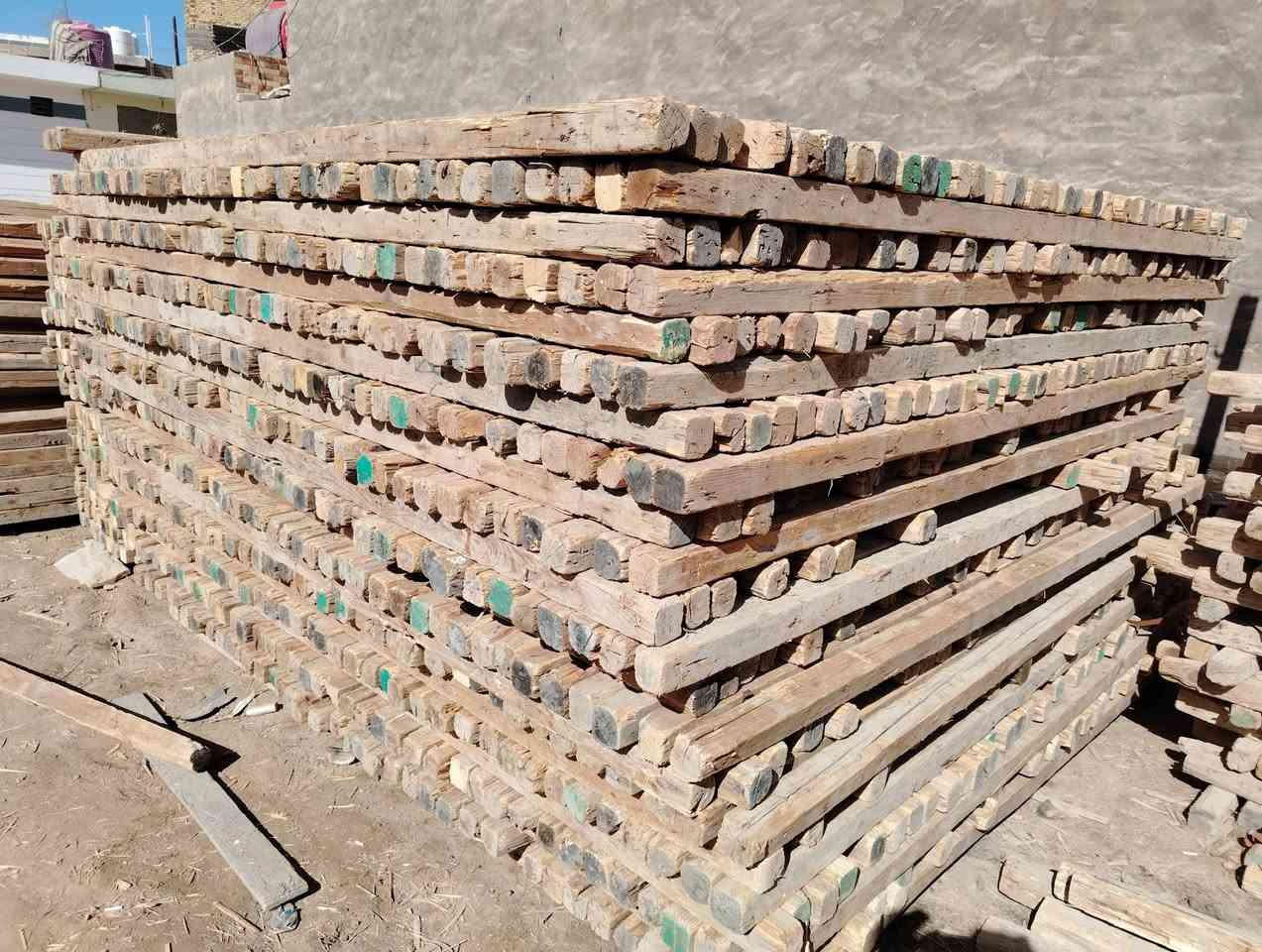 السلام عليكم سير 3*3 طول 3متر العدد 15 مكاعب وسير طول مترين و70 وطول مترين ومتر ونص ومتر المكان حله ***********
