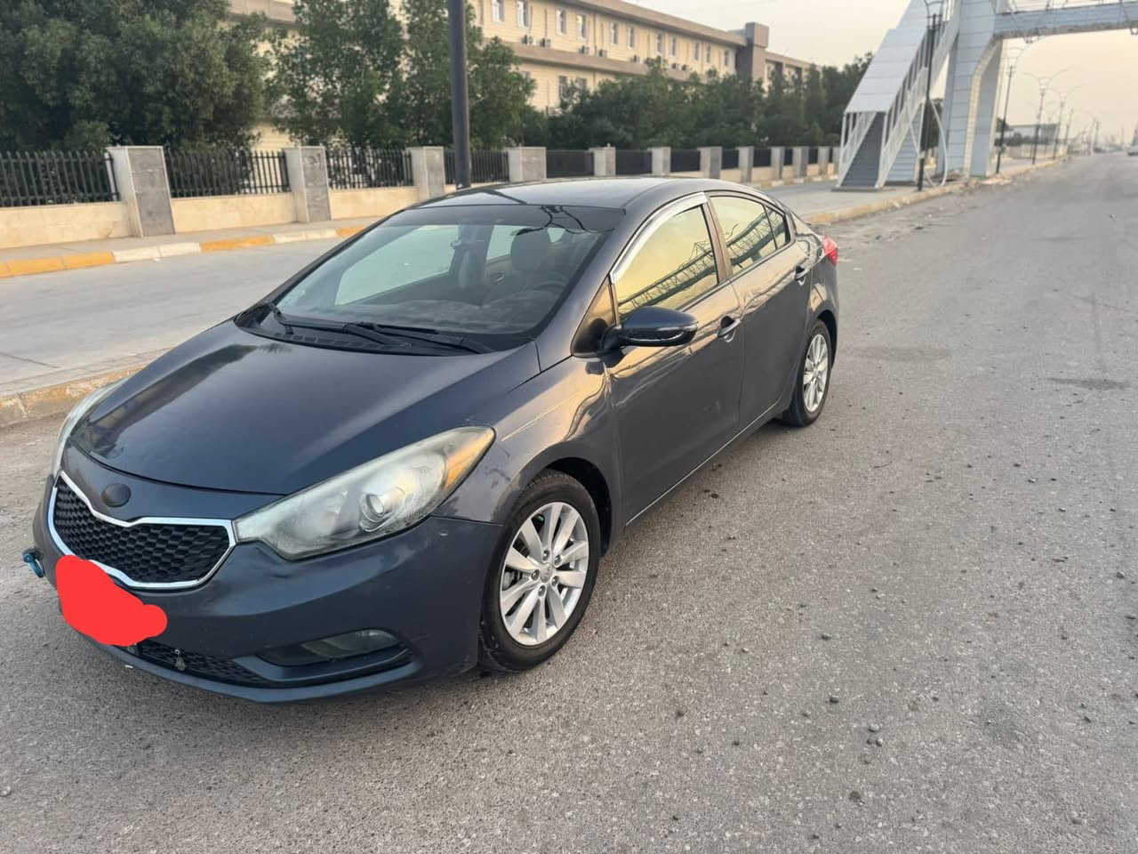 فورتي 2015  وارد امريكي
ضررها بنيد مبدل ومصبوع 
وبالعراق بيها باب خلف السائق مصبوغه جوه اليده
( قطعتين فقط ) السونار مرفق مع الصور
كير ومحرك ومكينة مكفولة 
التواصل *********** 
واتساب او اتصال  ( مكلف بلنشر )
