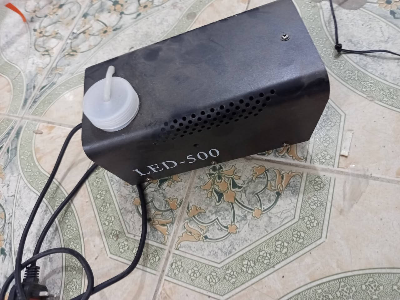ديسكو نشرة حجم عملاق +جهاز دخان  القطعتين عل اول تم 70الف
***********
