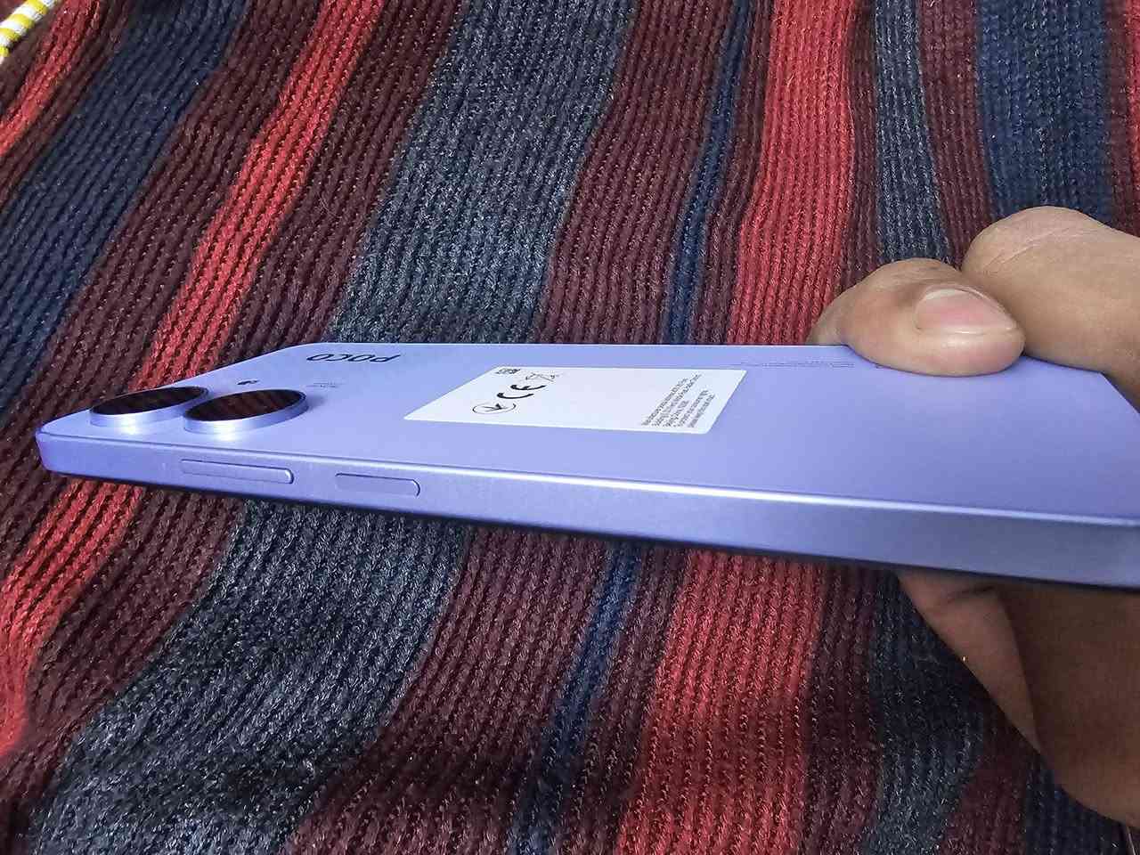 السلام عليكم بوكو سي 65 ذاكرة 256 جهاز جداً نضيف مكفول من التصليح والعطل سعرة 115 وبي مجال مكاني بغداد الحسينية رقم ***********
