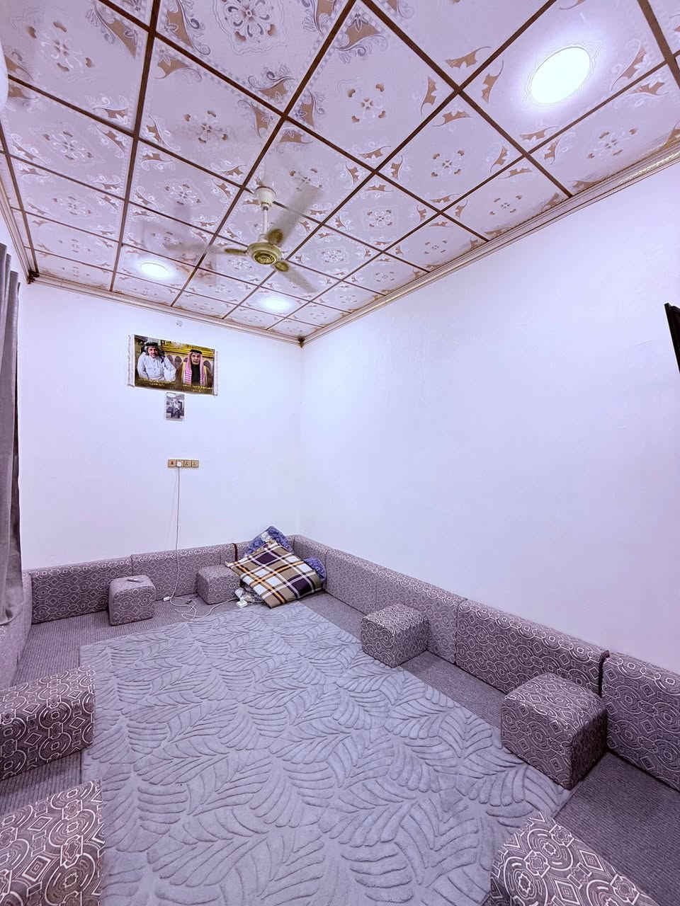 دار سكن #للبيع 🏠
ملك صرف زراعي عراقي نموذج 25
.
#المساحة :: 100م / 
البناء حديث وشغل مرتب وسعر مناسب 
#السعر62 مليون قابل للتفاوض
📍 ابي الخصيب - البهادريه
#يحتوي :: طارمة . استقبال . صحيات خارجية .
صالة واسعة . غرفتين منام . صحيات داخلية .
مطبخ . منور خدمات .
#للإستفسار مراجعه  ***********  مع وتساب
