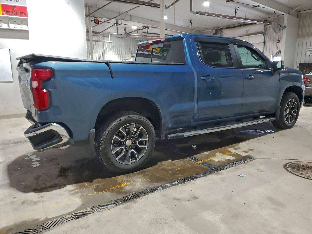 مزاد يوم  الأربعاء المصادف7/1
🚘 نوع السياره: شوفرليت سلفارادو 
الفئه : لمتدد 

🔹️الحادث / الضرر : كما موضح بالصور 
🔹️الموديل:2024
8سلندر 5300
⚠️ علما هذا نموذج بسيط من السيارات التي تعرض في المزاد يومياً 
- نوفر لكم شراء السيارات مباشرة من مزاد كوبارات و IAA الامريكي باسعار تنافسية 
التواصل واتساب أو اتصال على الارقام التاليه 
العنوان الديوانيه .قضاء غماس.شارع الصافي قرب مدرسه يافا
***********
***********
***********
