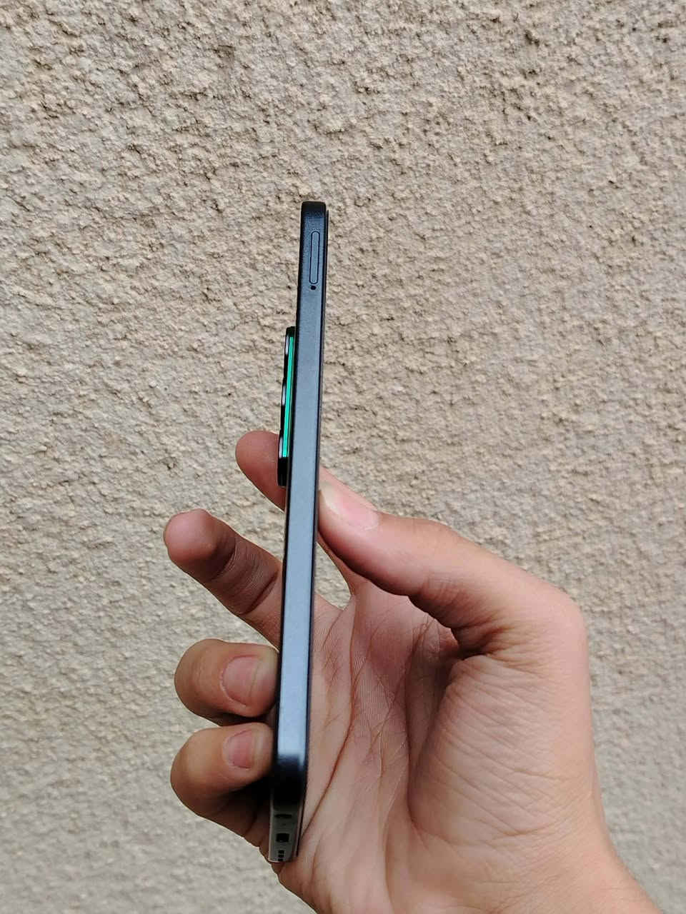 السلام عليكم 
قبل ايام من خذته جديد مع كامل ملحقاته 
شاشه 144 هيرتز ذاكره 256
مكاني ناصريه مركز 
رقمي *********** هاتف 
رقمي *********** وتساب 
مستعجل على بيعته سعره 175 نهايته
