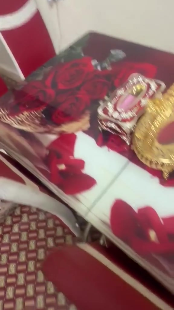 ميز طعام للبيع نضيف 
سعره 100
العنوان الكاضمية


**إذا كنت صاحب هذا الإعلان وتريد حذفه لأي سبب، رجاءا أرسل رسالة إلى الدعم الفني**