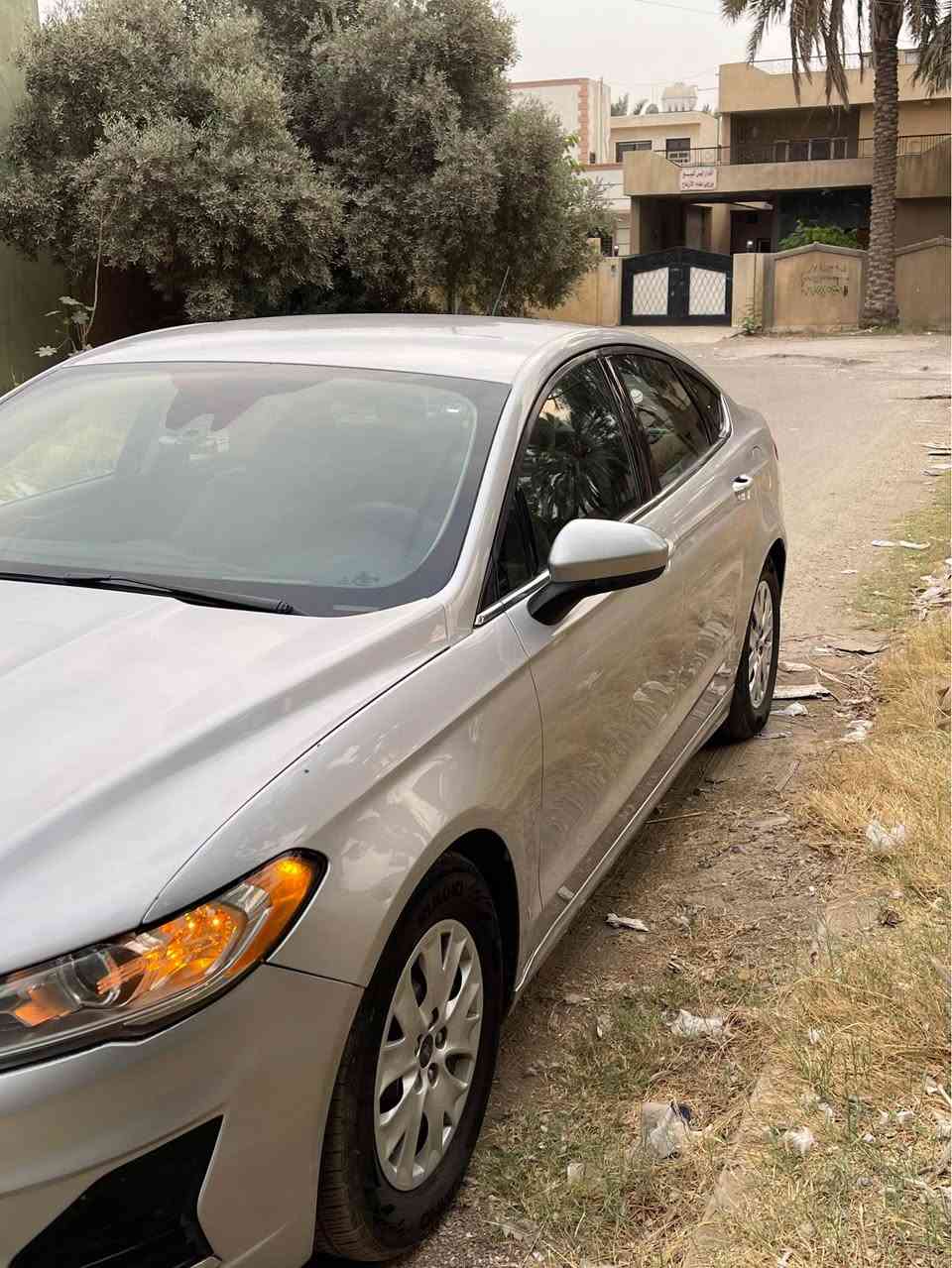 فورد فيوجن 2019 محرك 2500 

تنفس طبيعي سيارة جديدة جدا

حادثها سطحي بدون دواخل بنيد وجاملغ جهة السكن
ضايفلها منظومة غاز LPG ببغداد وبعدها تحت الضمان
سيارة كير محرك والبدي كله بشرط 
ومكفول سيارة متصرف عليها ربع دينار
(تخم تاير جديد دهن كير ومحرك جديد) 

(سستم صوت ضايفلها 6 سماعات مع دمامات خلفية)
(لايتات ناصي وعالي led)
(داش كام ماركة ازدووم الاصلي... 
تصوير امامي مع مقصورة
 القيادة هدية مع السيارة) 
رادار امامي جانبي السيارة صفر مسج
بأسمي رقم دهوك
سعر ١٣٣
*********** بغداد, العراق
