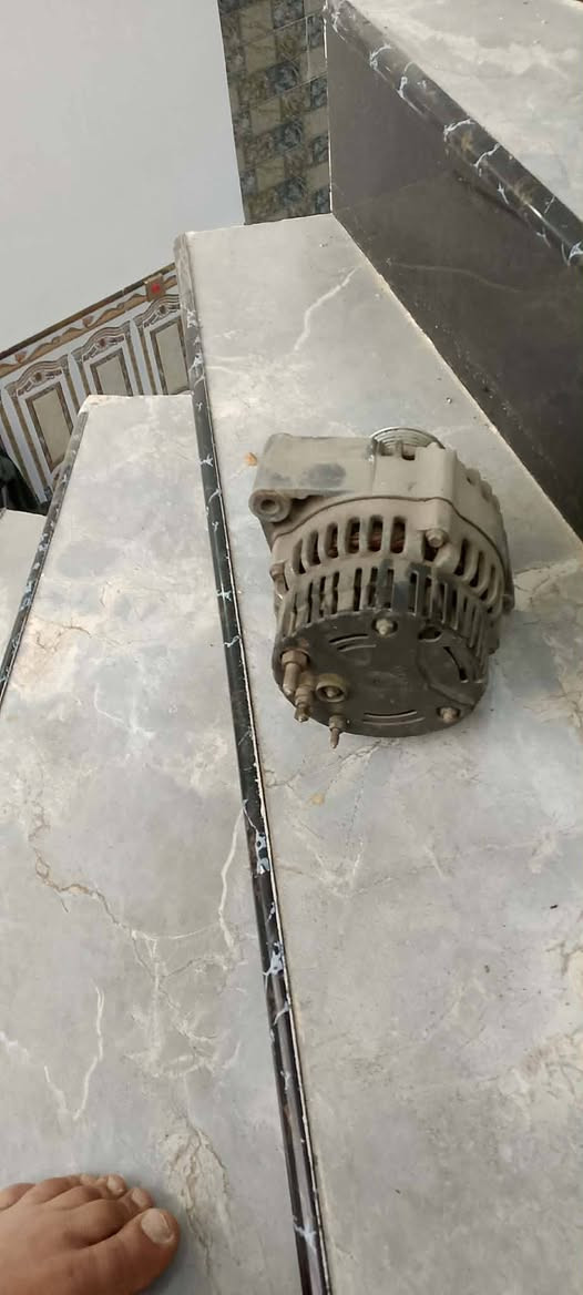 غراض حاصوده نيوهولند للبيع شرط الشغل  سعر مناسب 
مكان واسط العزيزية 
تواصل ***********
