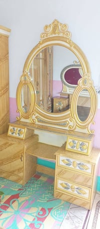 غرفة خشاب للبيع مستعمله شهر واحد بعدهي جديده للاتصال على هذه الرقم 078...