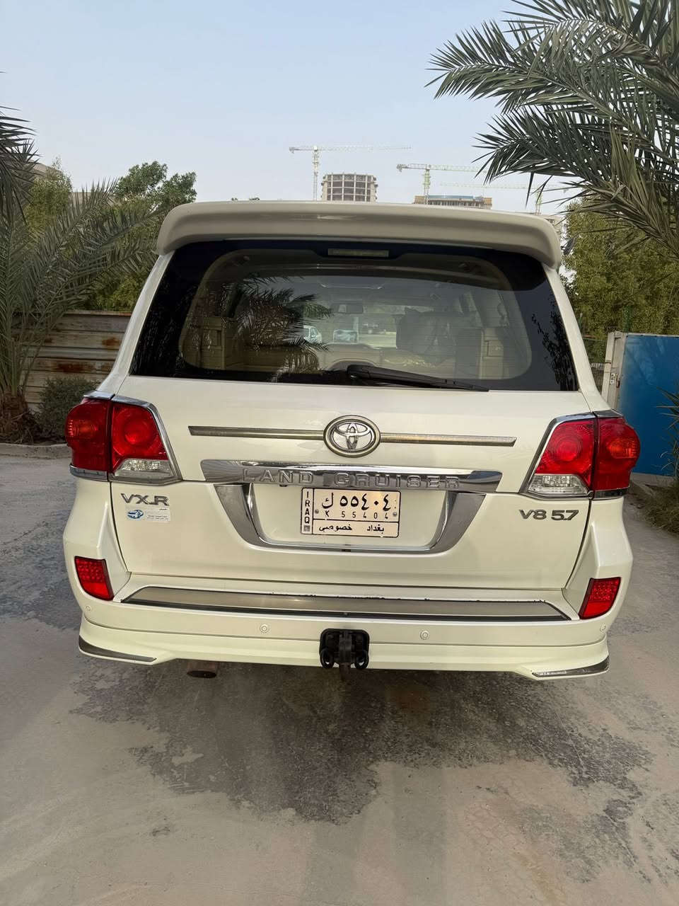 السلام عليكم
Land gruiser vxr 
موديل ٢٠١٤ 
اعلى فئة فول مواصفات 
تبديل دعامية وتعديل بنيد 
السعر ٤١.٠٠٠ دولار
للاستفسار ٠٧٧١٠٠٧٣٠٠


**إذا كنت صاحب هذا الإعلان وتريد حذفه لأي سبب، رجاءا أرسل رسالة إلى الدعم الفني**