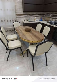 ميز طعام • طاولة سفرة • للبيع