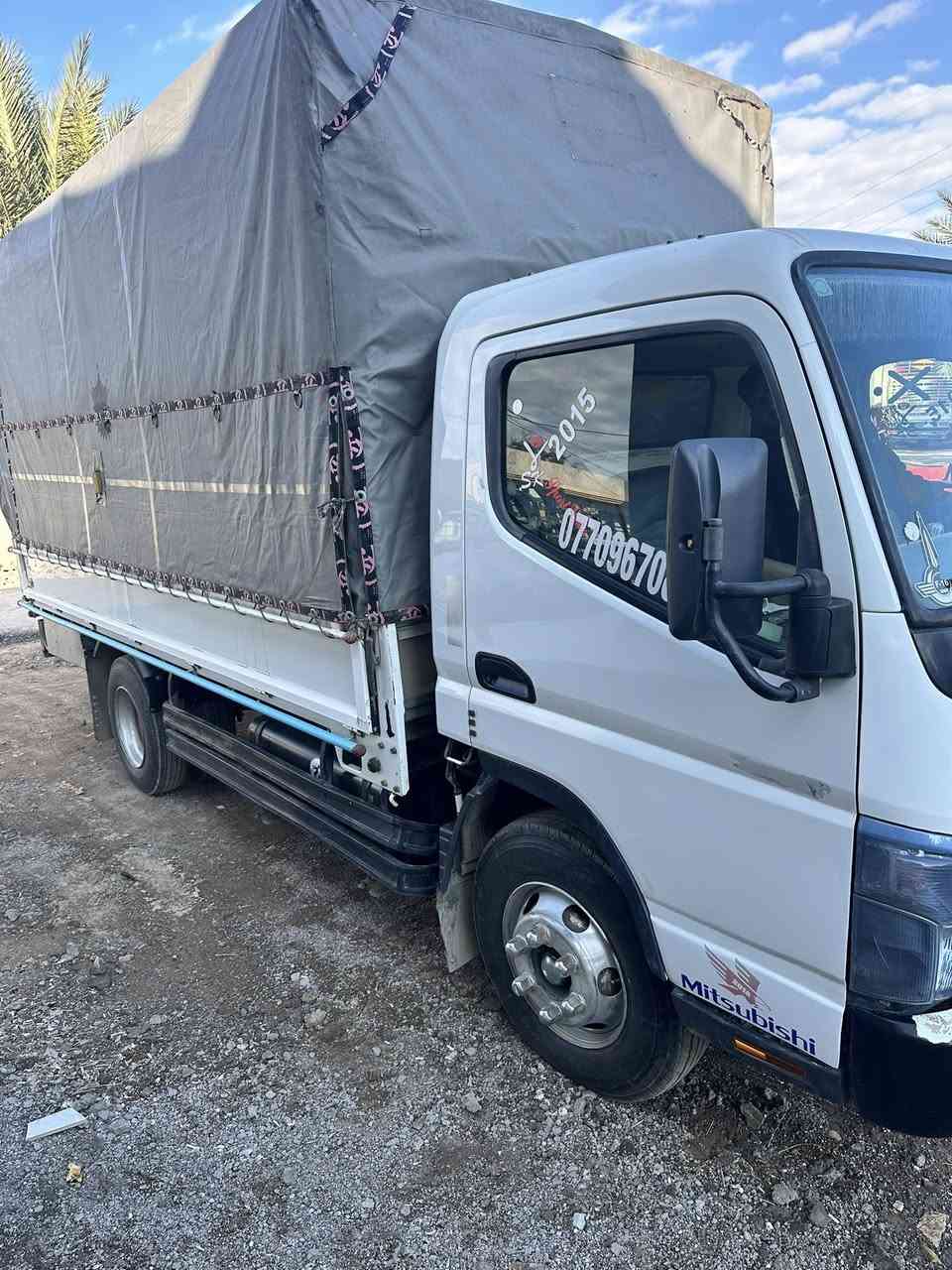 كنتر 2015.   رقم بغداد سياره نضيفه    السعر 215.   بيهه مجال بصيط 

‭٠٧٧٠ ٤٨٩ ٩٧٨٥‬
