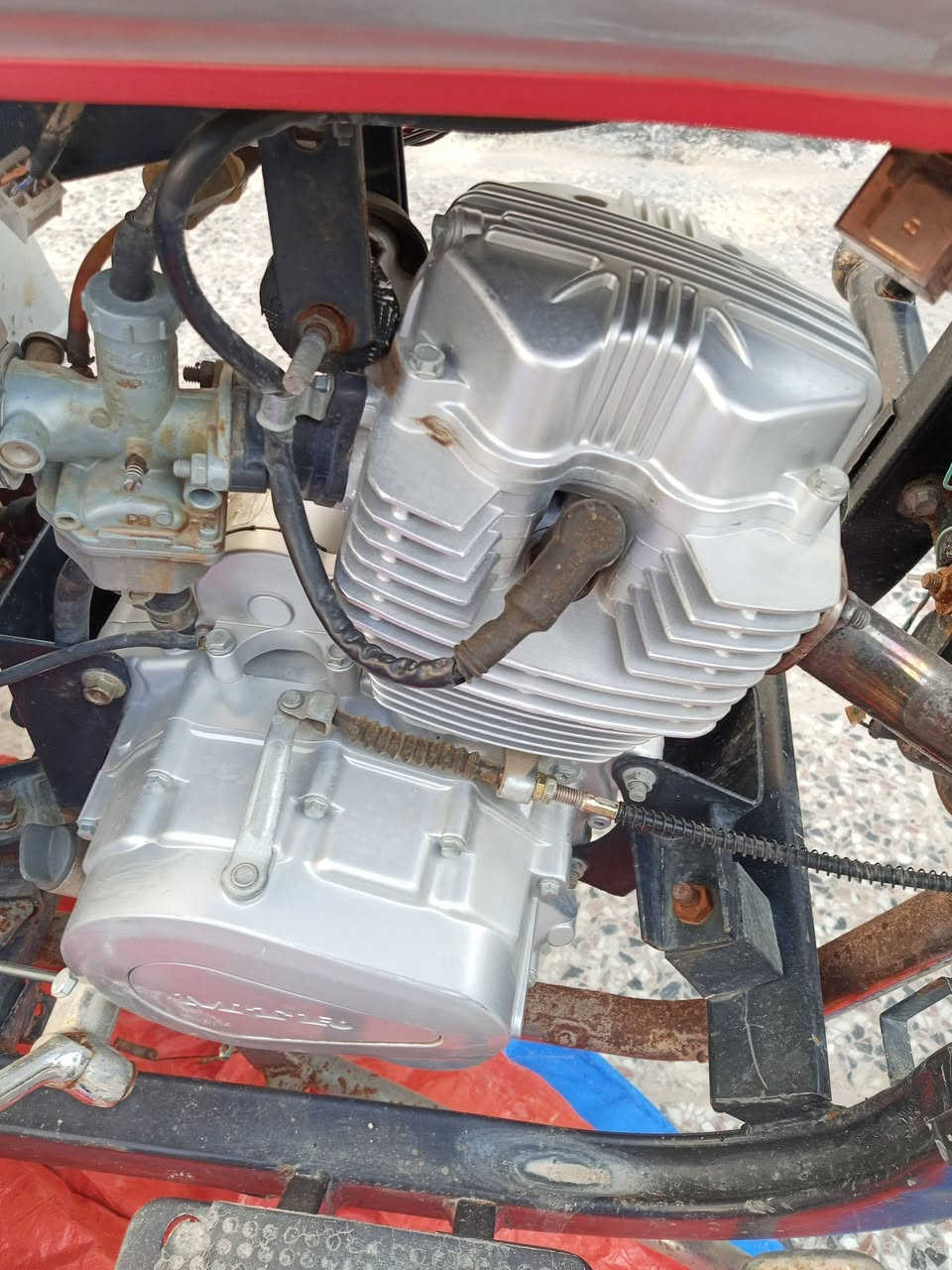 ستوتة للبيع موديل 2016 مكفولة كفالة عامة رقم أنكليزي ***********
