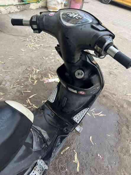 السلام عليكم دراجه للبيع ماكس عدله حلوه ومرتبه  وبيهه كسر بسيط كلش بلكفر جوه السبايدر سواداتهه كلهه ملح وصليات دشبول اصلي مكينتهه نشطه وكلجات نضيفه كهربائيات شغاله بريكات شغاله خلفي ومامي بس هاملهه بسبب الدراسه وريد ابيعهه بيهه شغلتين بس الكلج الامامي راخي ومن اضبه يرجع يرخه وسلف مابيهه اطيك وياهه سلف 55جديد  سعرهه 450وبيهه مجال مكاني بغداد الحريه ٠٧٧٥ ٧٥٨ ٩٠٢١
