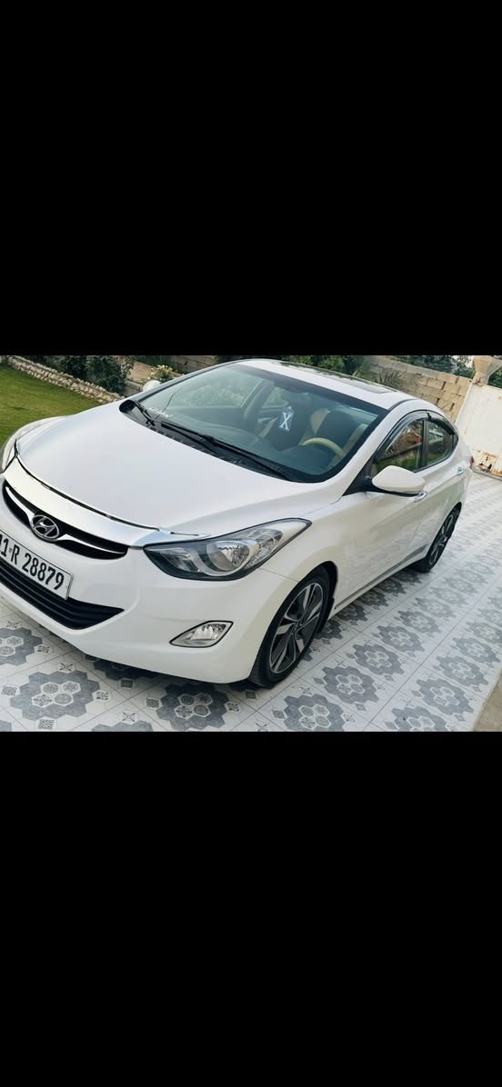 سلام عليكم 
للبيع النتره موديل 2014
رقم بغداد دولي محرك 1800
ماشيه185 فول موصفات
معده بصمه بيه سونار موجود 
ويه صور منشور السعر 110 
مراوس عادي حسب القناعه 
العنوان صلاح الدين دجيل 
***********
