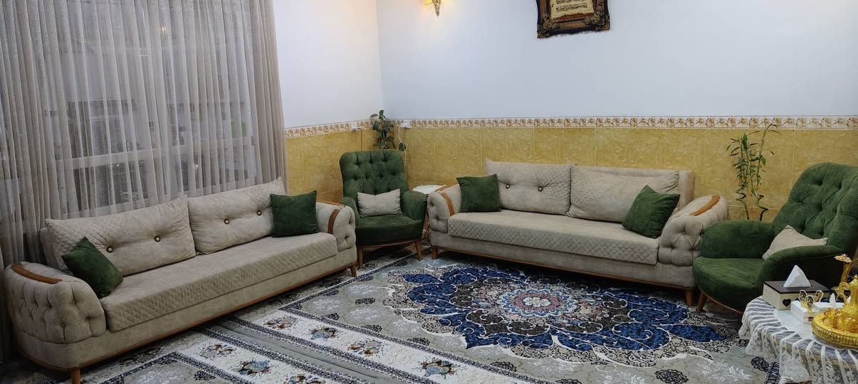 تخم قنفات تركي يصير سرير ومخزن للبيع سعر الشراء 10 ورقات سعر البيع 650 الف مكان اربيل توصيل ماعندي
زوالي تخم عدد 3 القياس 3*4 سعر الوحده 60 الف
زوليه حمرة قياس 3*4 ب 60


**إذا كنت صاحب هذا الإعلان وتريد حذفه لأي سبب، رجاءا أرسل رسالة إلى الدعم الفني**