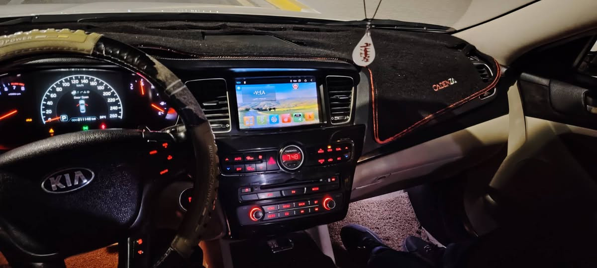 السلام عليكم ..
كيا كادينزا موديل 2014 
 السيارة رقم بصرة
بيها ضربة جاملغ امامي ايمن
والمحرك مفتوح مبدل كازكيت
السيارة نظيفه 
المواصفات
بدون بانورما 
محرك 3500 دوش 6 سلندر 
تشغيل بصمة مع بصمة الابواب الامامية والجنطة
نظام ترحيب
انارة بالمرايات والابواب الامامية
كاميرا وحساسات خلفية 
حساس ماسحات
بردة خلفية متحركة 
كشنات كهربائية جلد تدفئة 
لوحة تحكم نضام صوت والتبريد لراكب الخلفي
تحكم كامل بالستيرن
شفتات ستيرن رياضي بلادي
الصوت انفنتي 12 سماعة 
مري شفط مع الاشاير + مرايات قلاب ويه R
ويل حجم 19
وباقي مواصفات الكادينزا الجناي يعرفها
السعر 127 وبيها مجال
مكاني البصرة
***********
