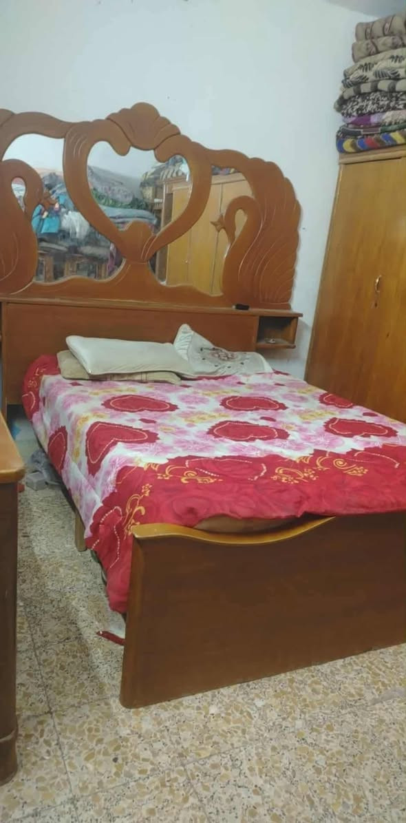 سلام عليكم غرفة نوم لبيع المكان حي ميسان بل شريط سعرها 150 الف وبيها مجال شي بسيط
للاستفسار خاصَ


**إذا كنت صاحب هذا الإعلان وتريد حذفه لأي سبب، رجاءا أرسل رسالة إلى الدعم الفني**