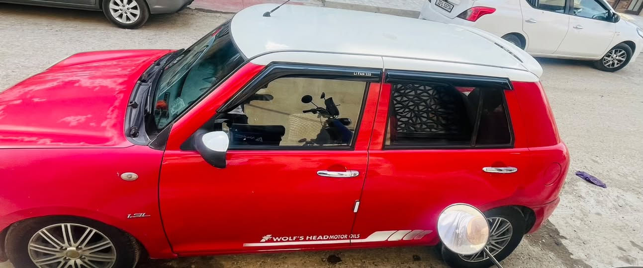 ليفان للبيع محرك كير شرط باتري جديد تايرات جدد طخمها جديد بيها مكانات صبغ اني أبيع احزام السعر 37 للاستفسار ***********
