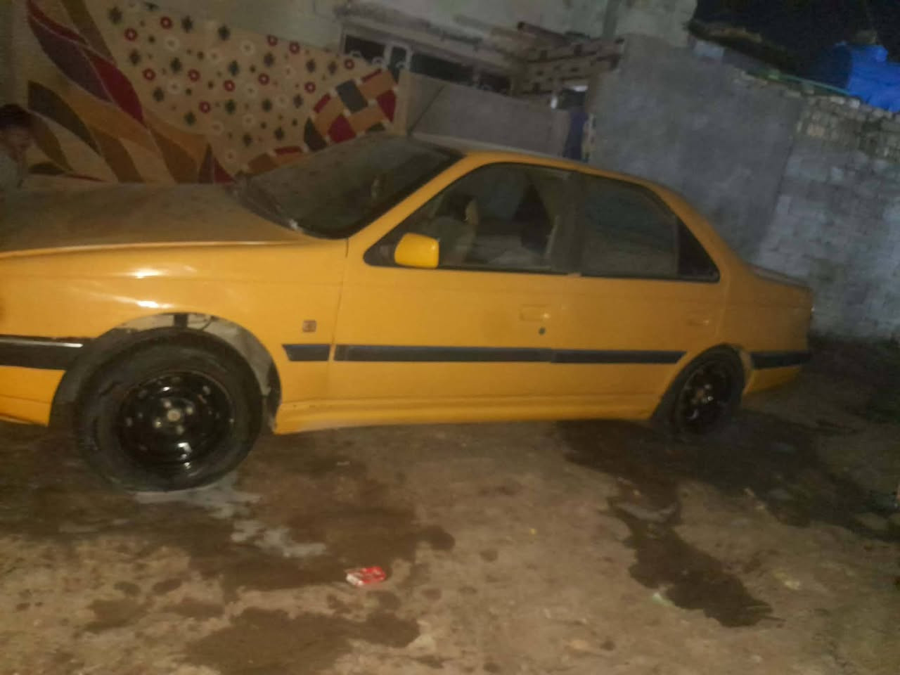 سياره للبيع
موديل ٢٠١٥

سياره كفاله عامه

بيه صبخ فقط دواير

سنويه ٢٠٢٧

مكان السياره الديوانية

راعي السيارة كوت

يعني الي يشتري مداور وكبل

سياره 40  ورقه وبيها مجال للشراي

***********
