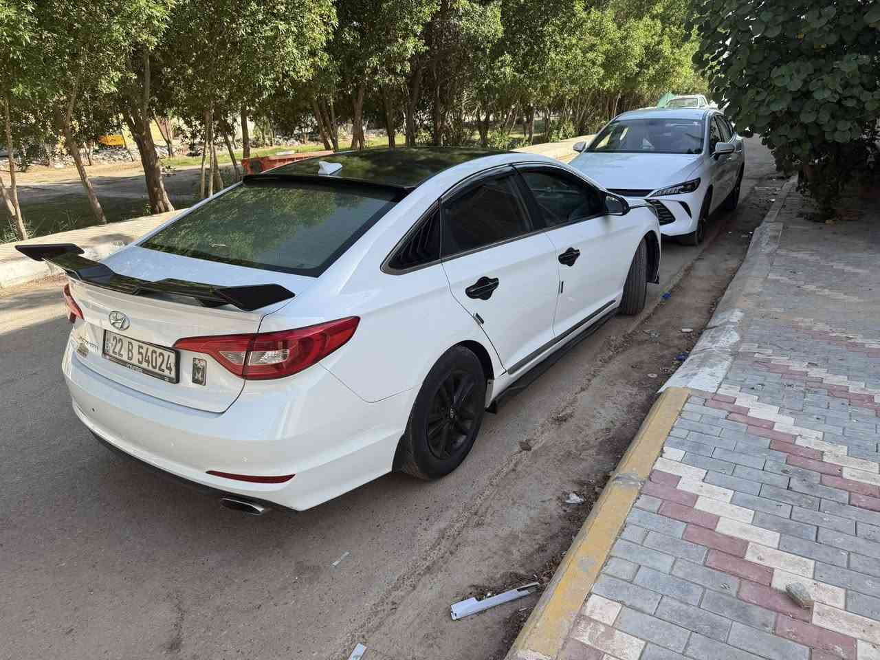 سوناتا ٢٠١٧ أمريكي حدثه جاملغ امامي وباب بدون دخول ولا لغد سياره فول استخدم شخصي محرك كير مكفول تخم تاير جديد رقم أربيل بيه وكاله راعيه موجود اي وقت يحولك عنوان كربلاء سعر ١٢٠ 
***********
