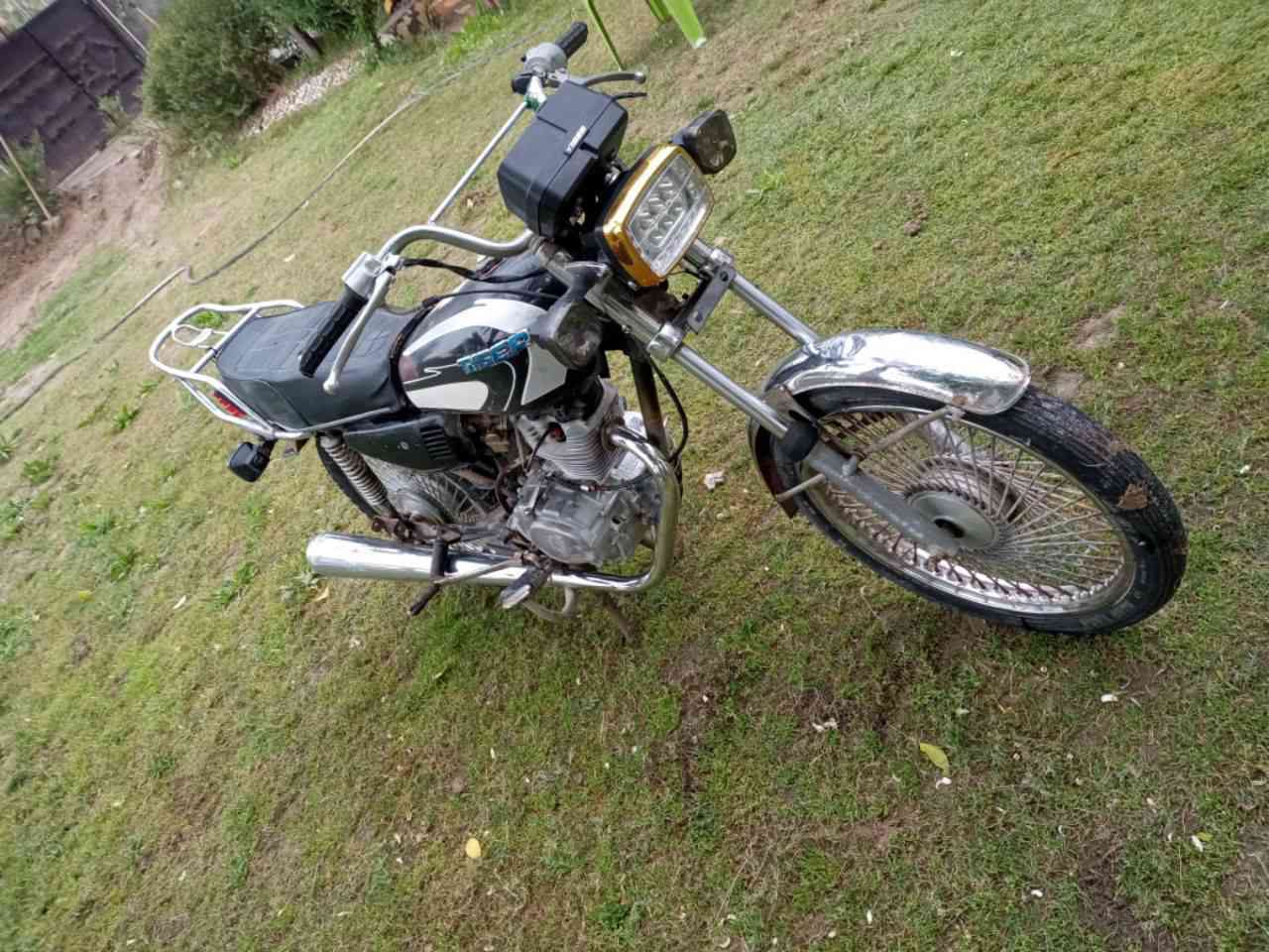 سلام عليكم دراجه لبيع تايكر موديل 2017 اوراق أصولي الدراجه جاهز من كلشي ماعده الاشاير مكينه مفتوح سعره 350 وبيه مجال الاستفسار الاتصال عله الرقم التالي ***********
