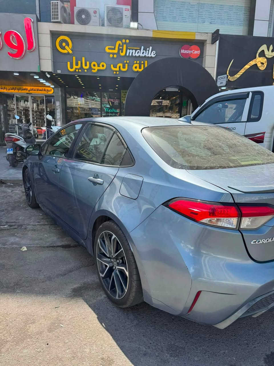 🚗 للبيع Toyota Corolla SE 2020 تويوتا كورولا

* اللون: رصاصي
* الممشى: 75 ميل
* فئة SE الرياضية
* مكينة وكير مكفولات وبحالة ممتازة صدر السياره ممتاز 
*ويل كب مو ويل عادي جدا جميل ورزن
*ايرباكات ودواخل سليمه 
* السيارة نظيفة جداً وجاهزة للفحص بأي مكان
* الضربة قبغ جنطة حادثه كلش حلو وصور الحادث بالمنشور 
*السياره باسمي تحويل ثاني يوم 
💰 السعر: (129)وبيه مجال
مكاني بغداد حي الجامعة السياره استخدام شخصي علئ كد دوامي يعني مراكضه لا تكسي ولا غيره 

📞 للاستفسار: (***********)

