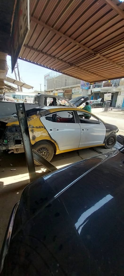 النتره ١٩ بغداد رقم انكليزي محرك وكير وشواصي ودشبول كلهن سليمات اربع بوب جدد تحويل ثاني يوم سياره تمشي وشغاله ابيع على هل وضع لعدم التفرغ السعر ٨٠ وبيهه مجال قليل اتصل *********** حادثهه من امريكا دعاميه خلفيه فقط سابقا
